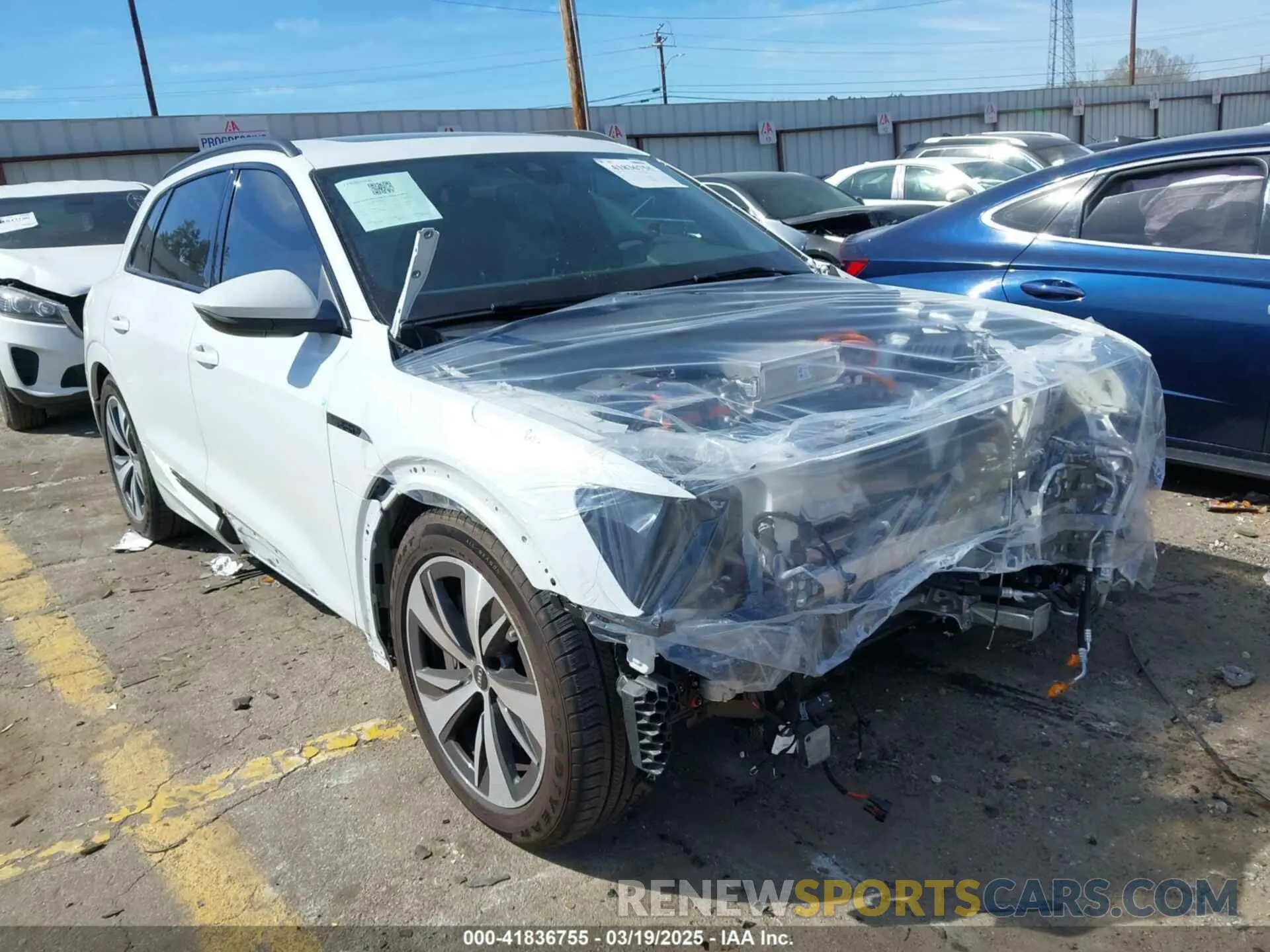1 Photograph of a damaged car WA14AAGE6RB058129 AUDI Q8 E-TRON 2024