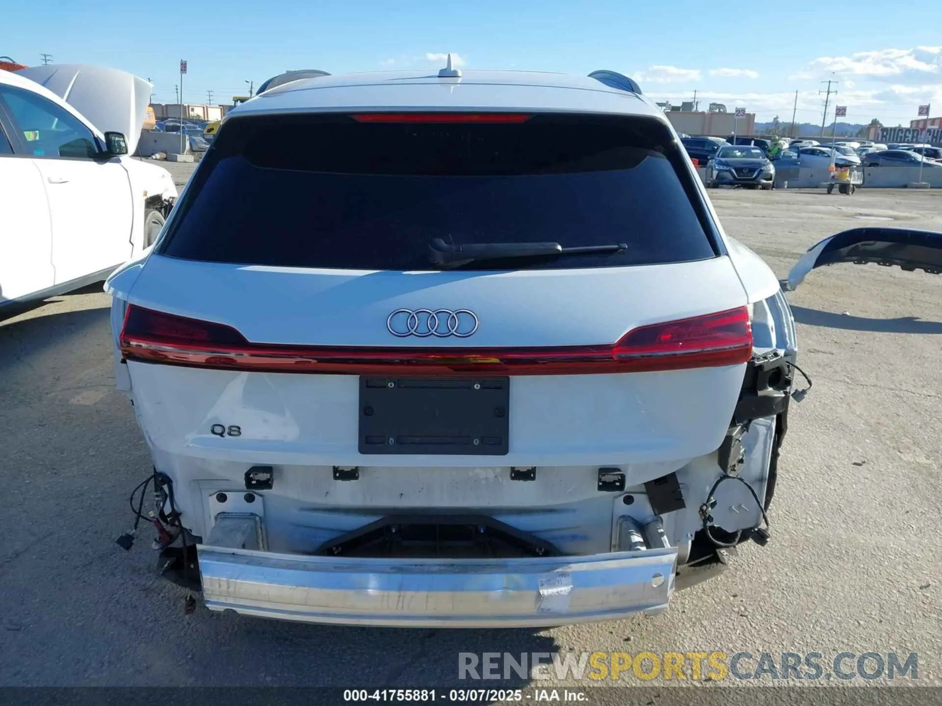 17 Photograph of a damaged car WA14AAGE7RB020683 AUDI Q8 E-TRON 2024