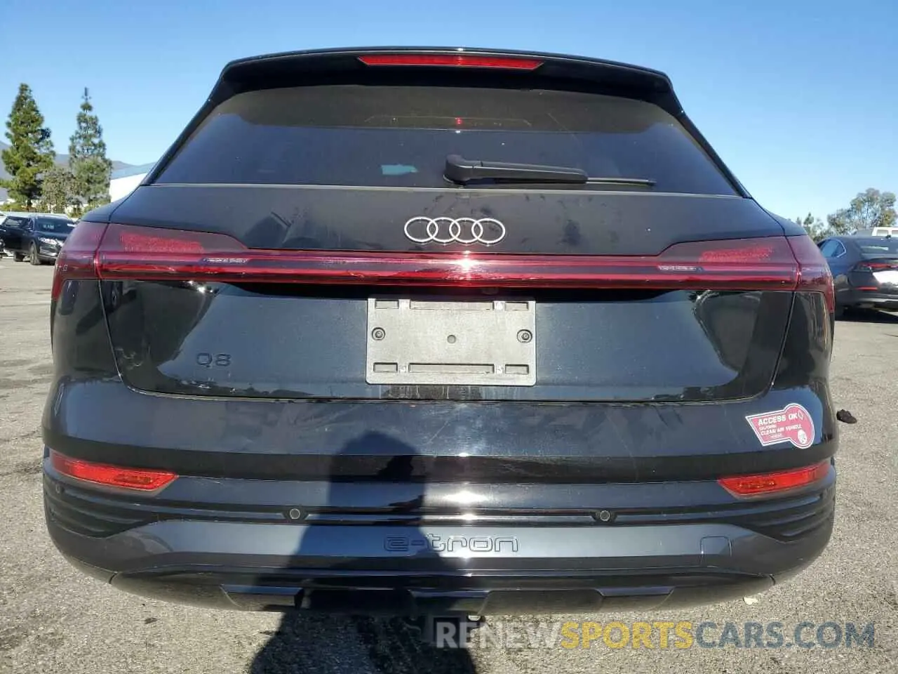 6 Photograph of a damaged car WA15AAGE1RB033711 AUDI Q8 E-TRON 2024