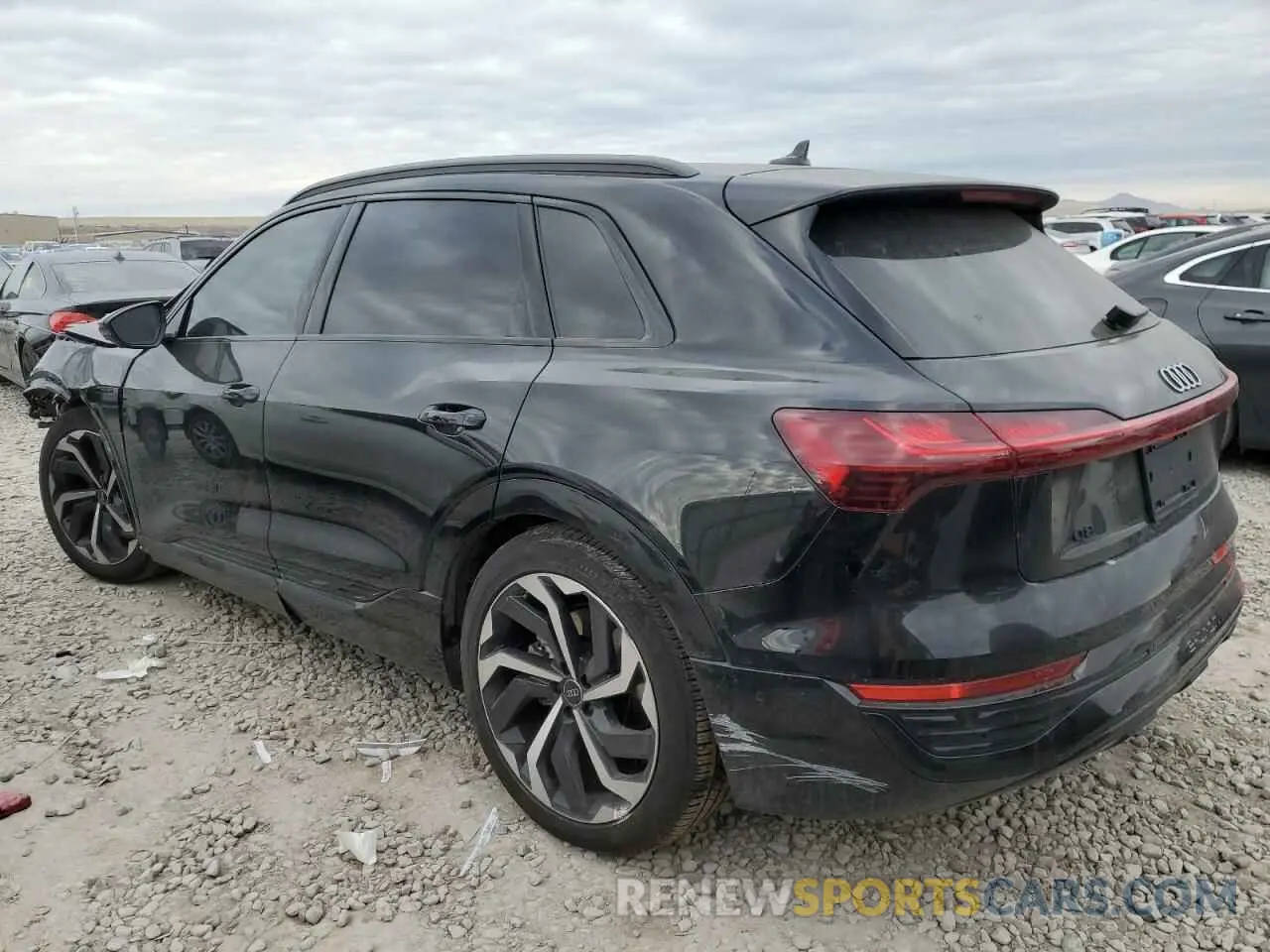 2 Фотография поврежденного автомобиля WA15AAGE3RB027165 AUDI Q8 E-TRON 2024