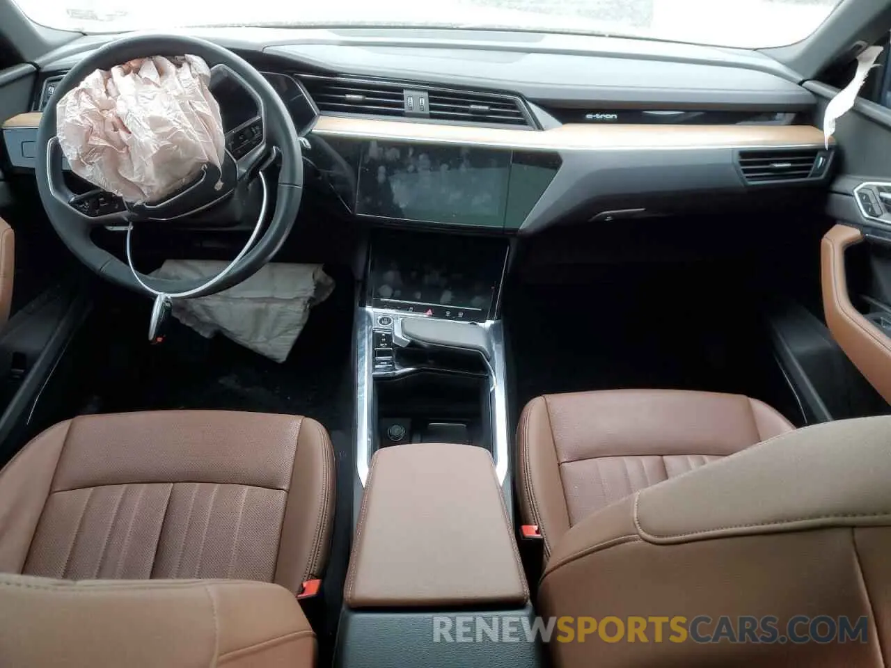 8 Фотография поврежденного автомобиля WA15AAGE3RB027165 AUDI Q8 E-TRON 2024