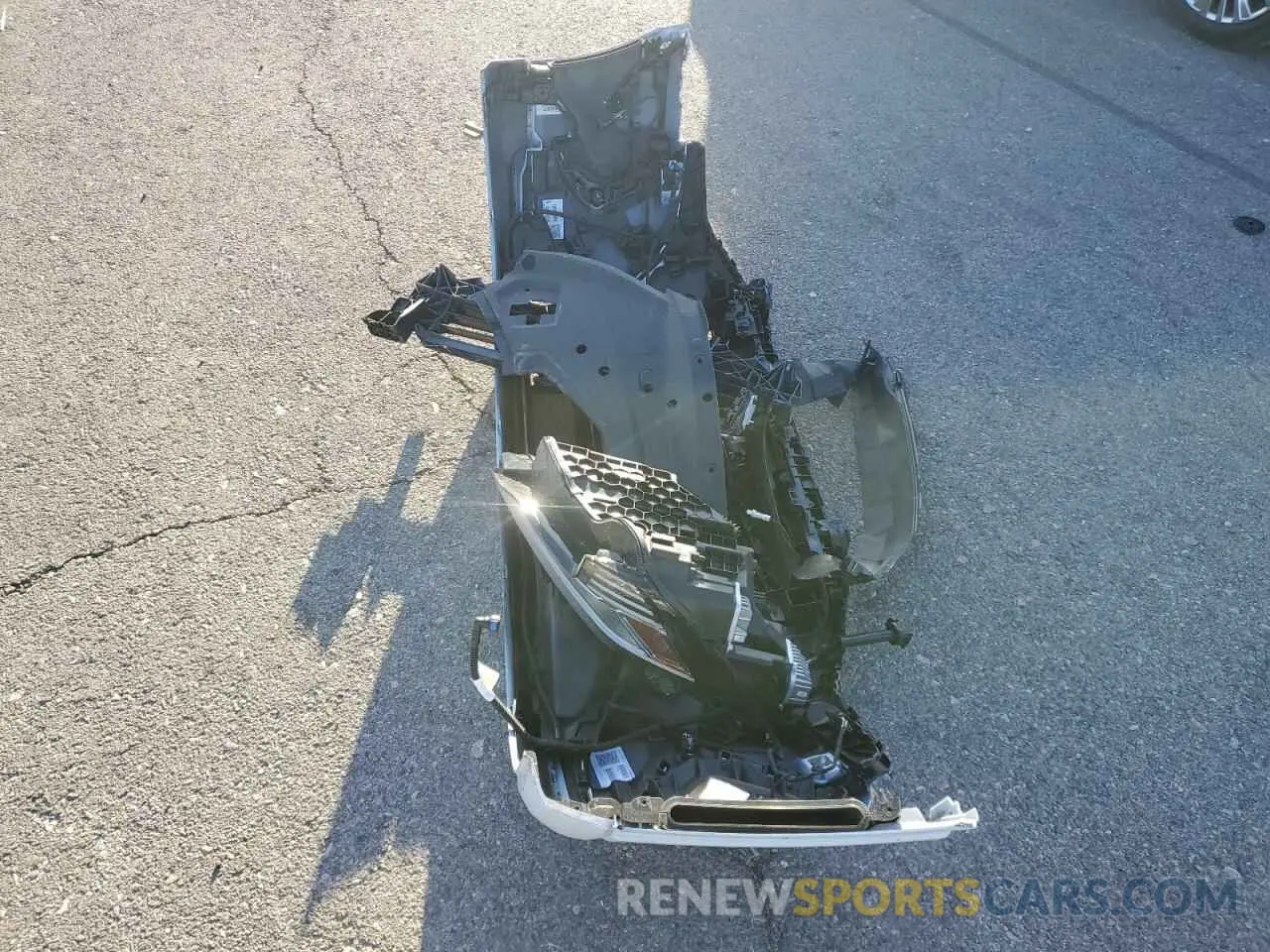 13 Photograph of a damaged car WA15AAGE3RB031412 AUDI Q8 E-TRON 2024