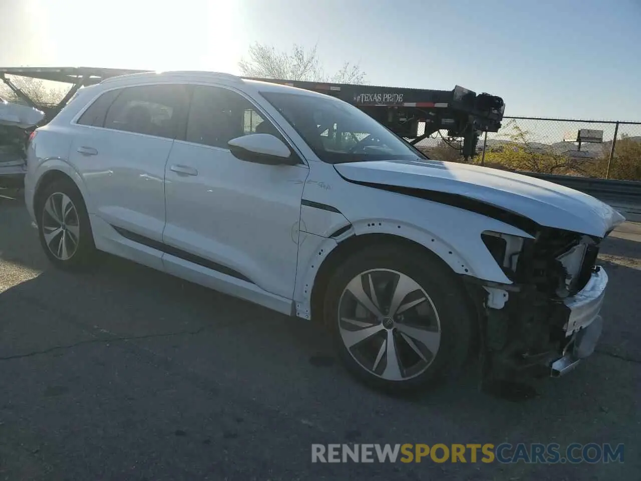 4 Photograph of a damaged car WA15AAGE3RB031412 AUDI Q8 E-TRON 2024