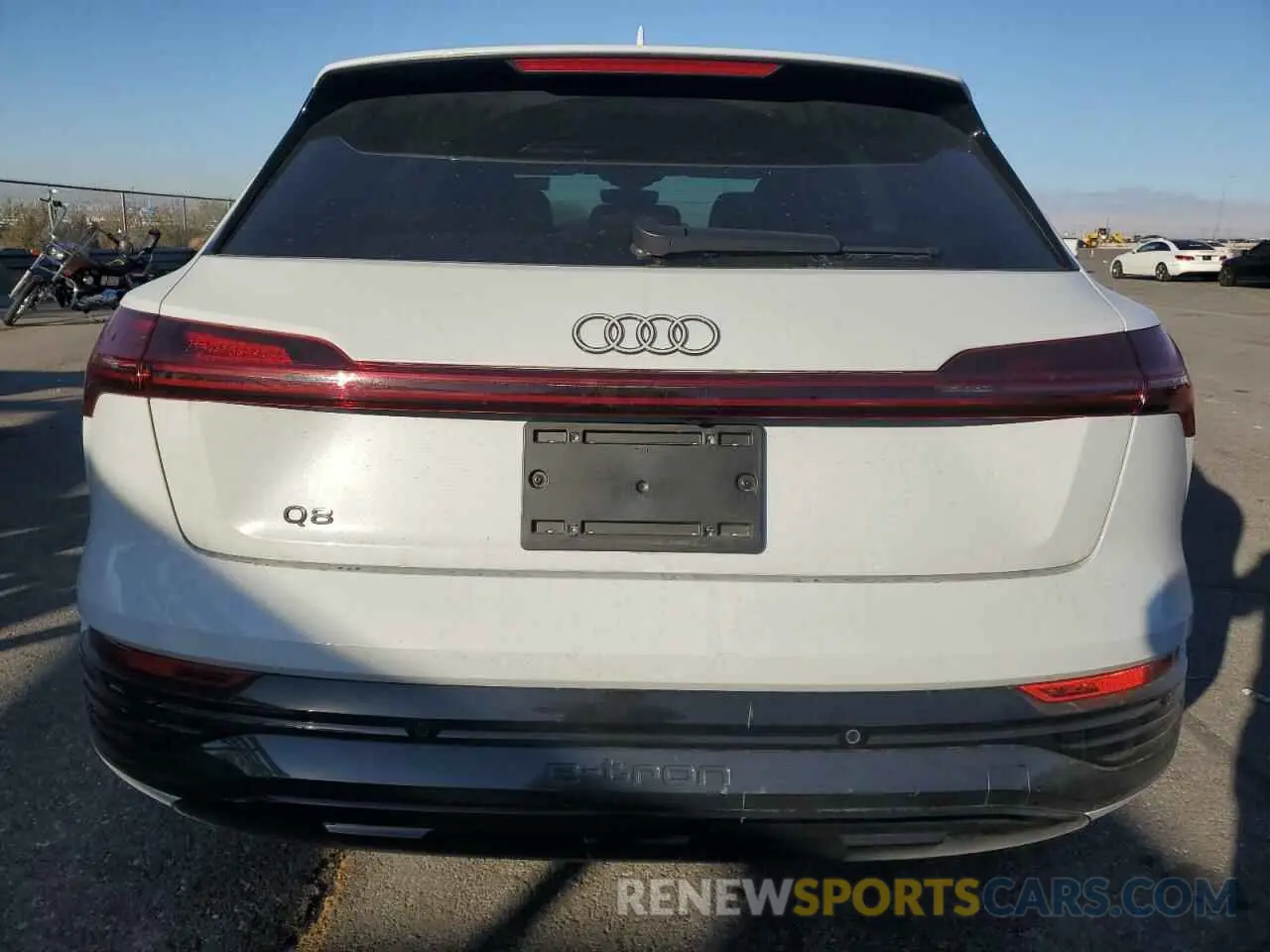 6 Photograph of a damaged car WA15AAGE3RB031412 AUDI Q8 E-TRON 2024