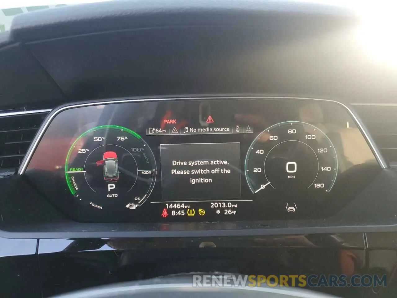 9 Фотография поврежденного автомобиля WA15AAGE4RB017020 AUDI Q8 E-TRON 2024