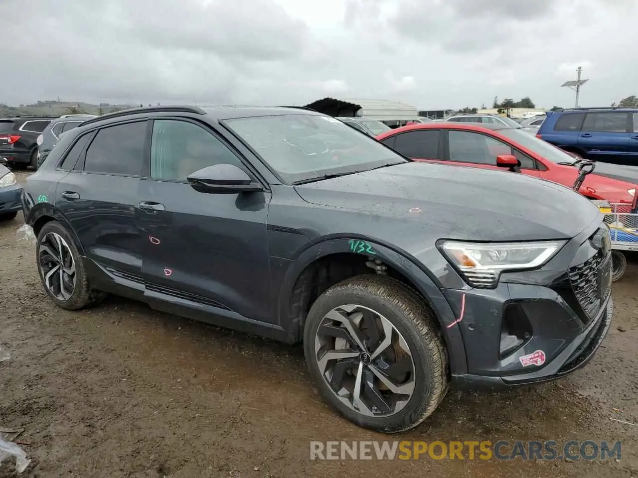 4 Фотография поврежденного автомобиля WA15AAGE5RB058370 AUDI Q8 E-TRON 2024