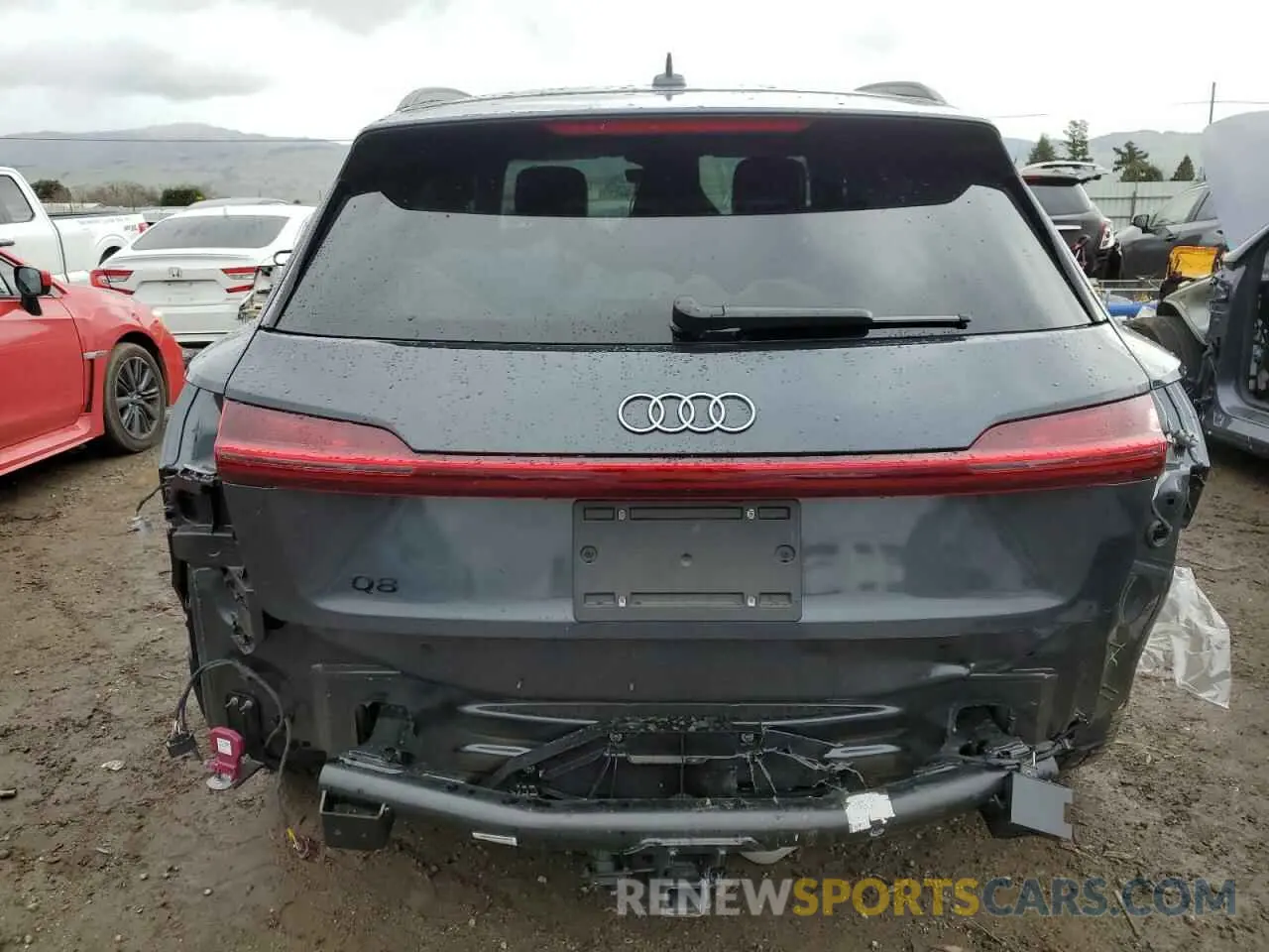6 Фотография поврежденного автомобиля WA15AAGE5RB058370 AUDI Q8 E-TRON 2024