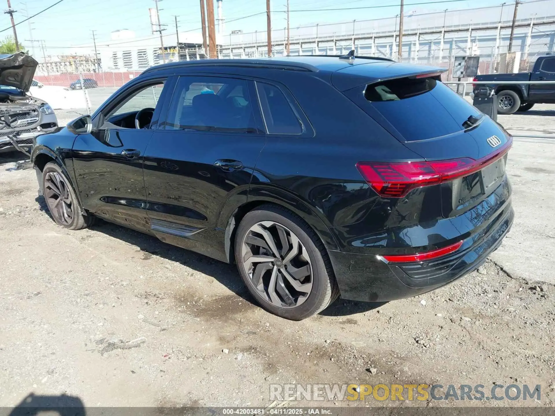 3 Photograph of a damaged car WA15AAGE5RB058692 AUDI Q8 E-TRON 2024