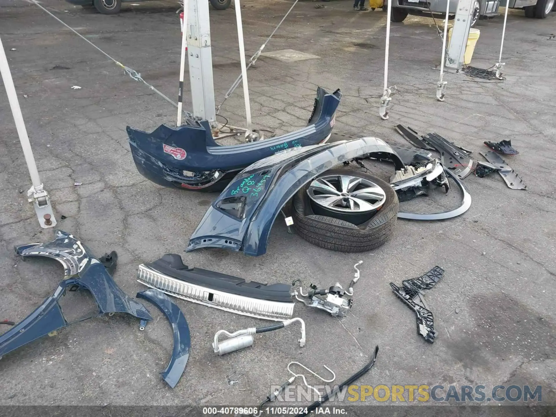 12 Photograph of a damaged car WA15AAGE8RB015531 AUDI Q8 E-TRON 2024