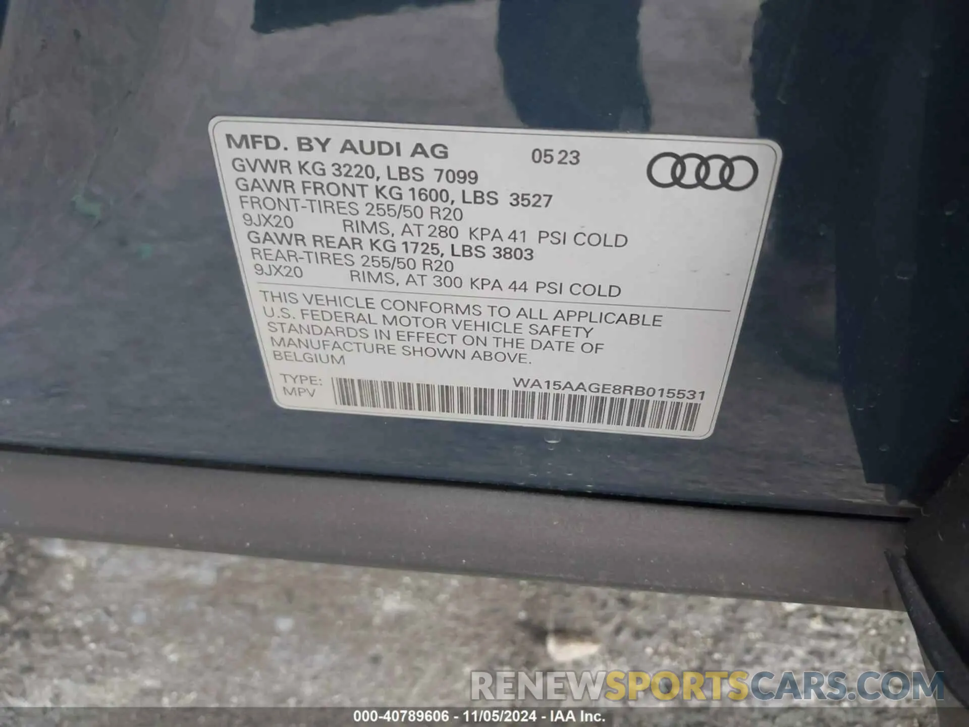 9 Photograph of a damaged car WA15AAGE8RB015531 AUDI Q8 E-TRON 2024