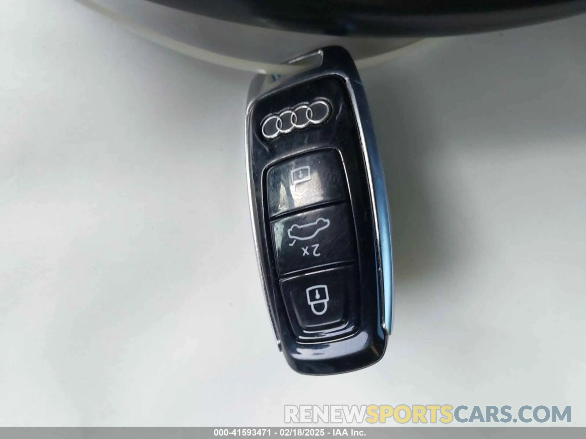 11 Фотография поврежденного автомобиля WA15AAGE8RB036637 AUDI Q8 E-TRON 2024