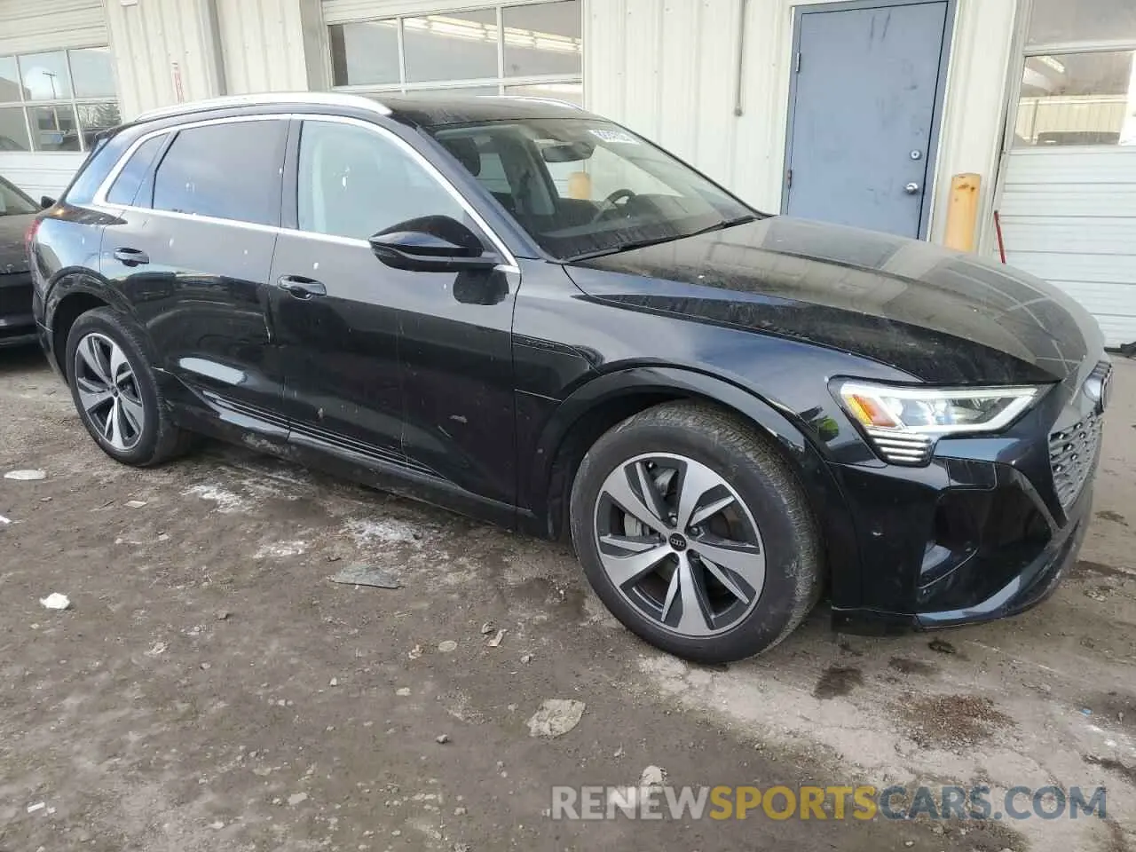 4 Photograph of a damaged car WA15AAGEXRB027535 AUDI Q8 E-TRON 2024