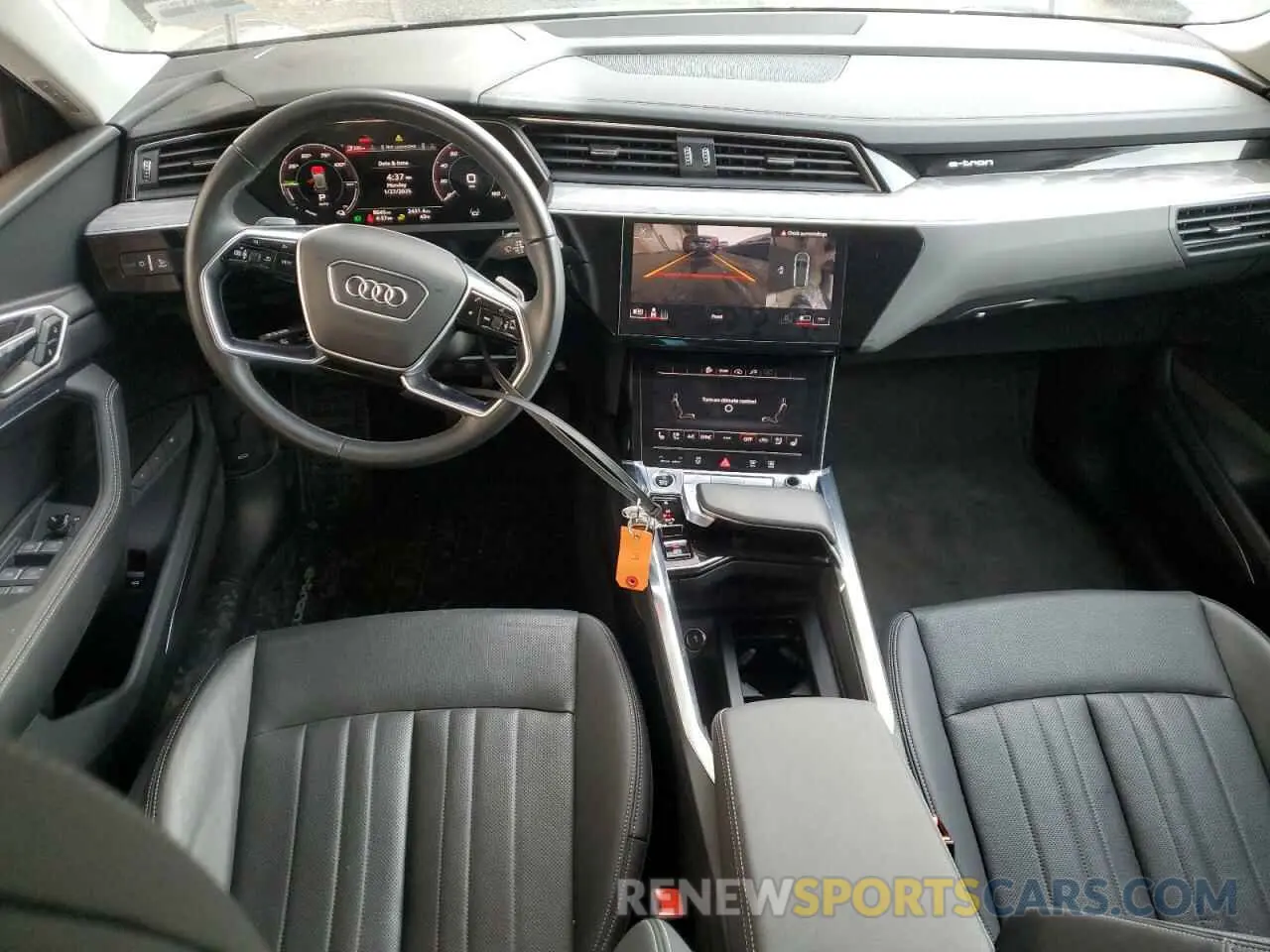 8 Photograph of a damaged car WA15AAGEXRB027535 AUDI Q8 E-TRON 2024