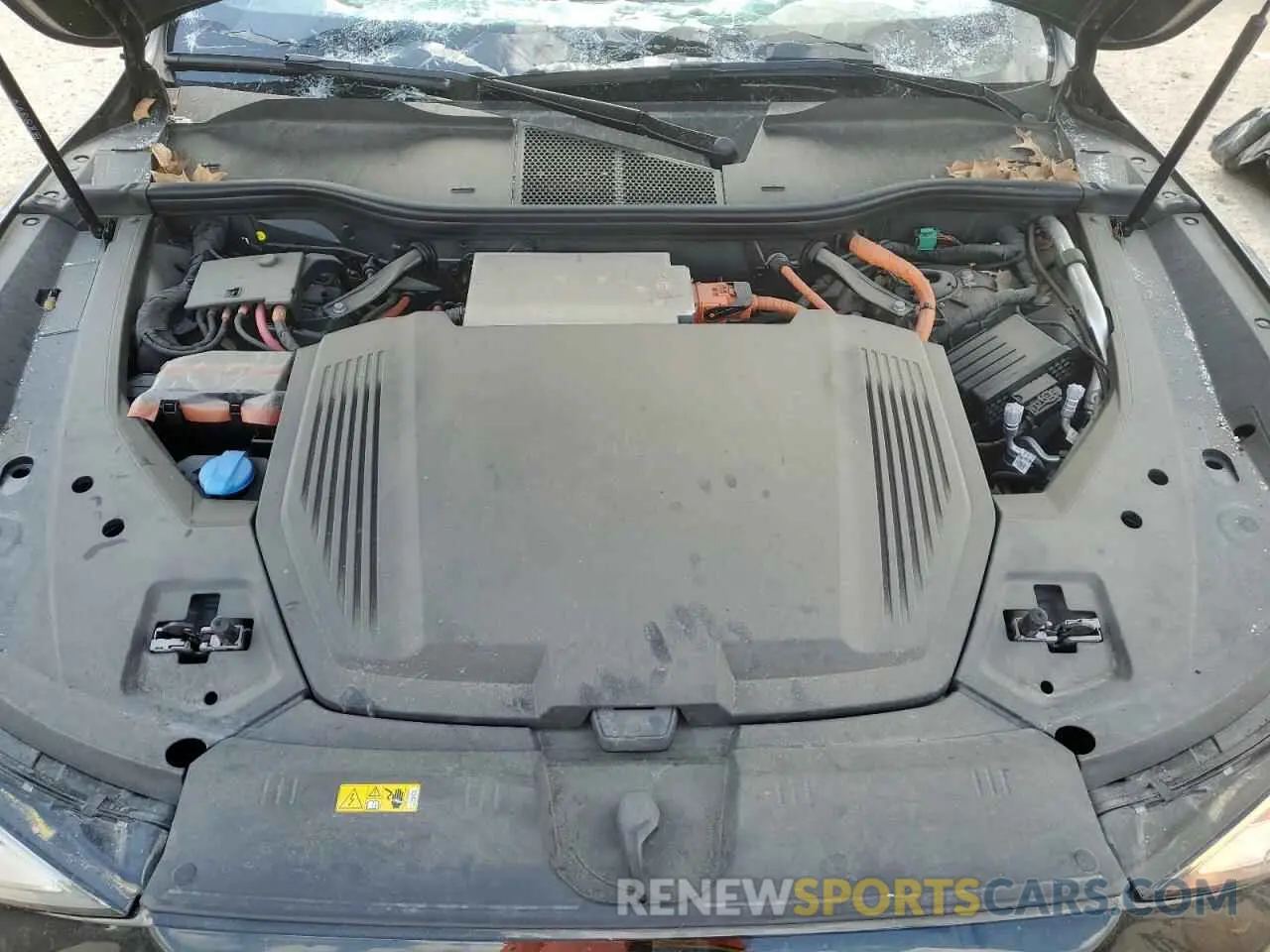 11 Фотография поврежденного автомобиля WA16AAGE2RB023404 AUDI Q8 E-TRON 2024