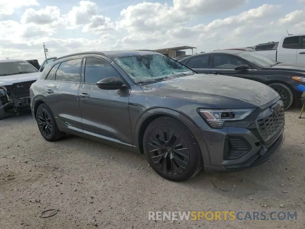 4 Фотография поврежденного автомобиля WA16AAGE2RB023404 AUDI Q8 E-TRON 2024
