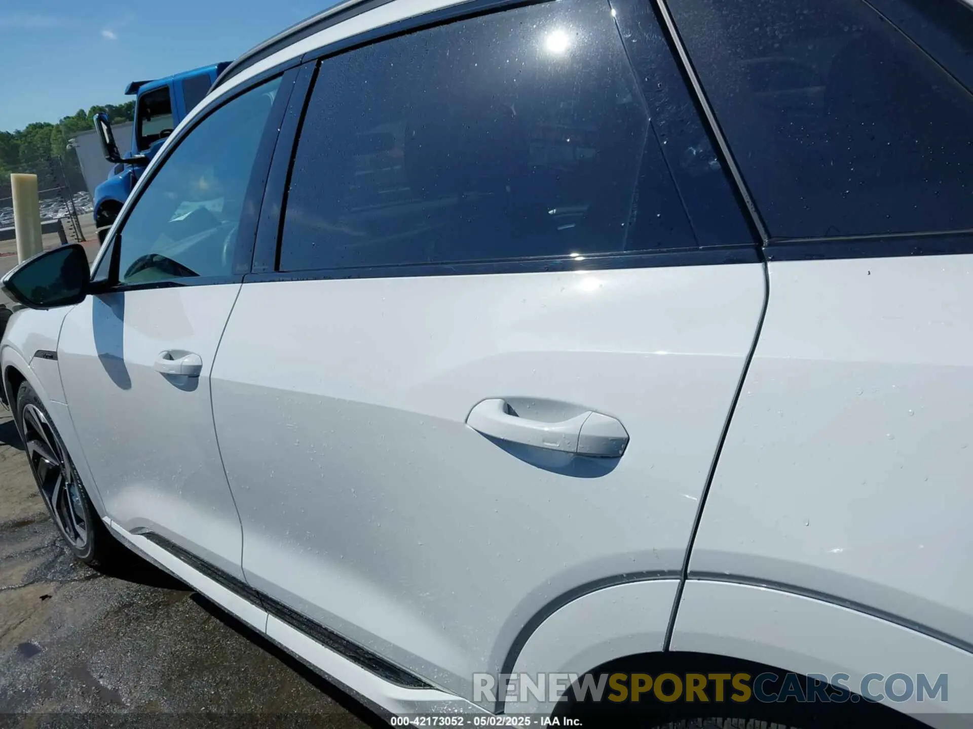 14 Photograph of a damaged car WA16AAGE9RB036425 AUDI Q8 E-TRON 2024