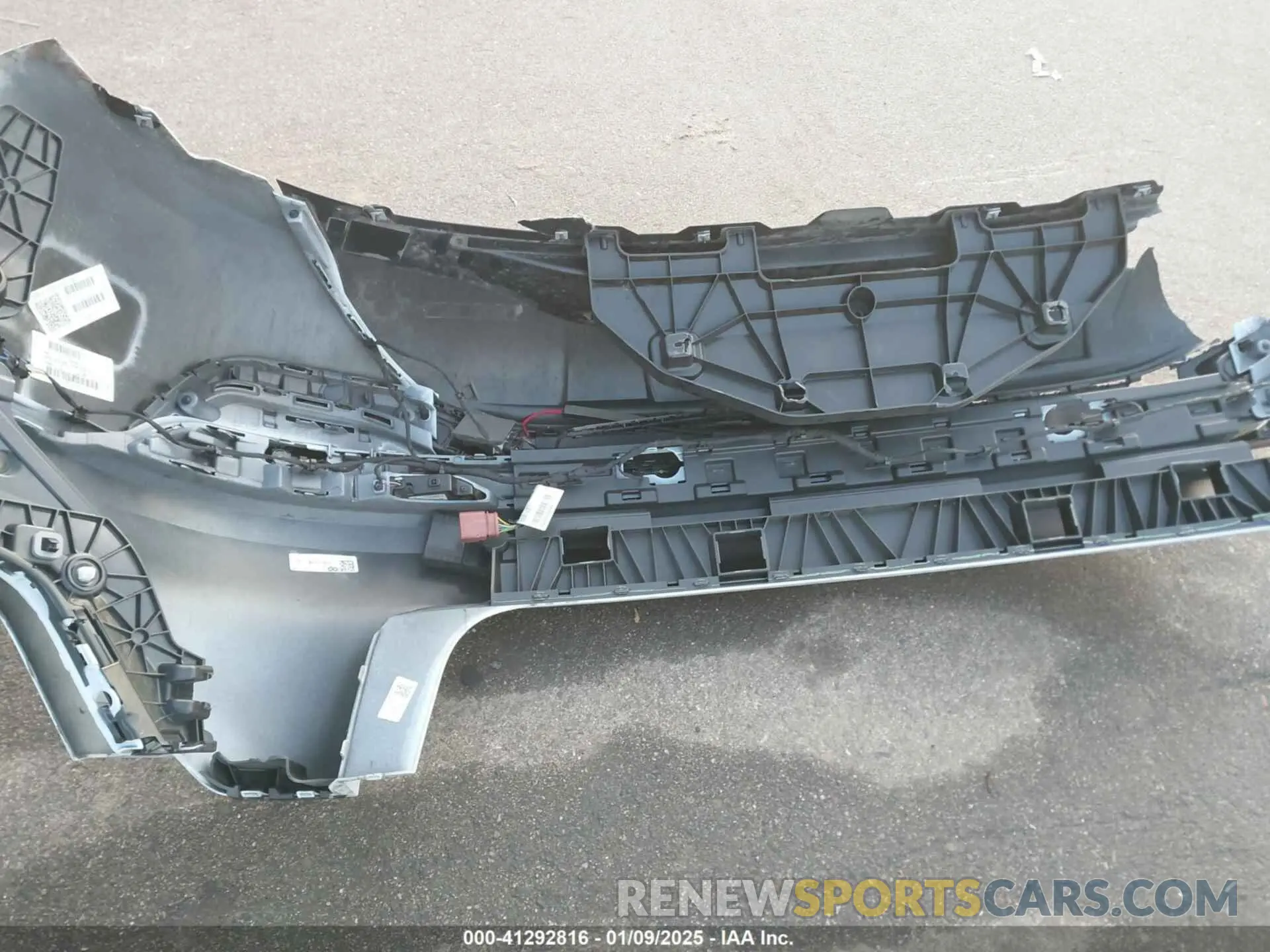 12 Photograph of a damaged car WA16ABGE2RB008018 AUDI Q8 E-TRON 2024
