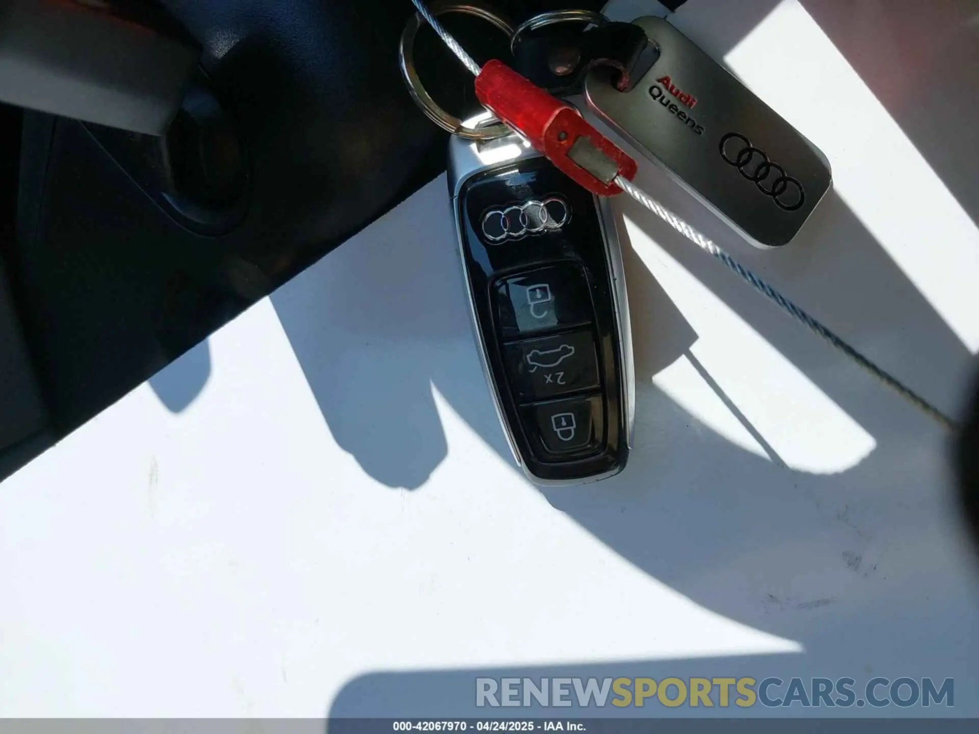 11 Photograph of a damaged car WA16ABGE6RB005963 AUDI Q8 E-TRON 2024
