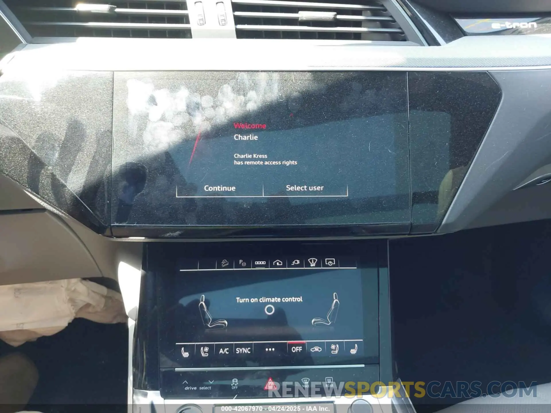 18 Photograph of a damaged car WA16ABGE6RB005963 AUDI Q8 E-TRON 2024