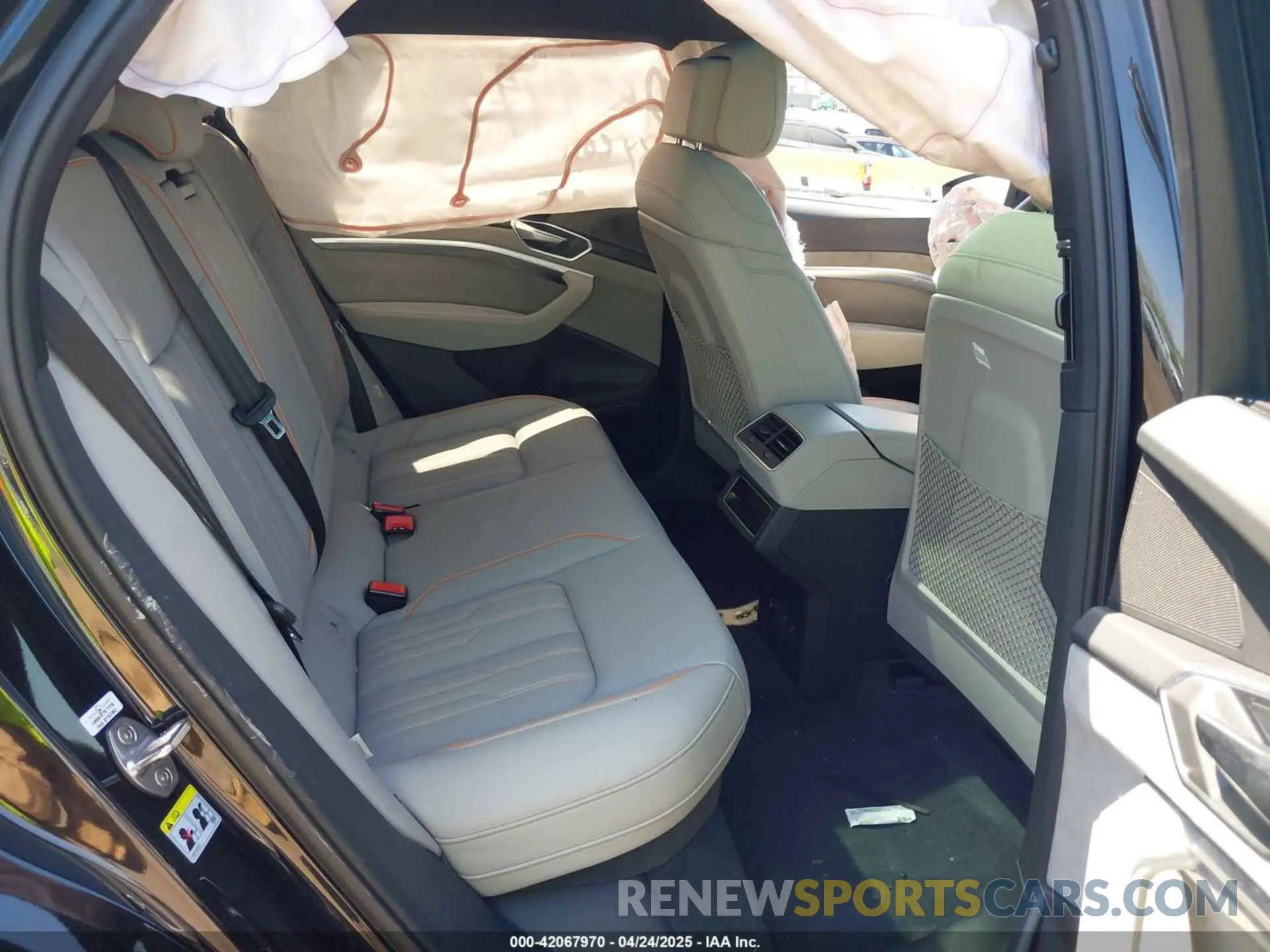 8 Photograph of a damaged car WA16ABGE6RB005963 AUDI Q8 E-TRON 2024