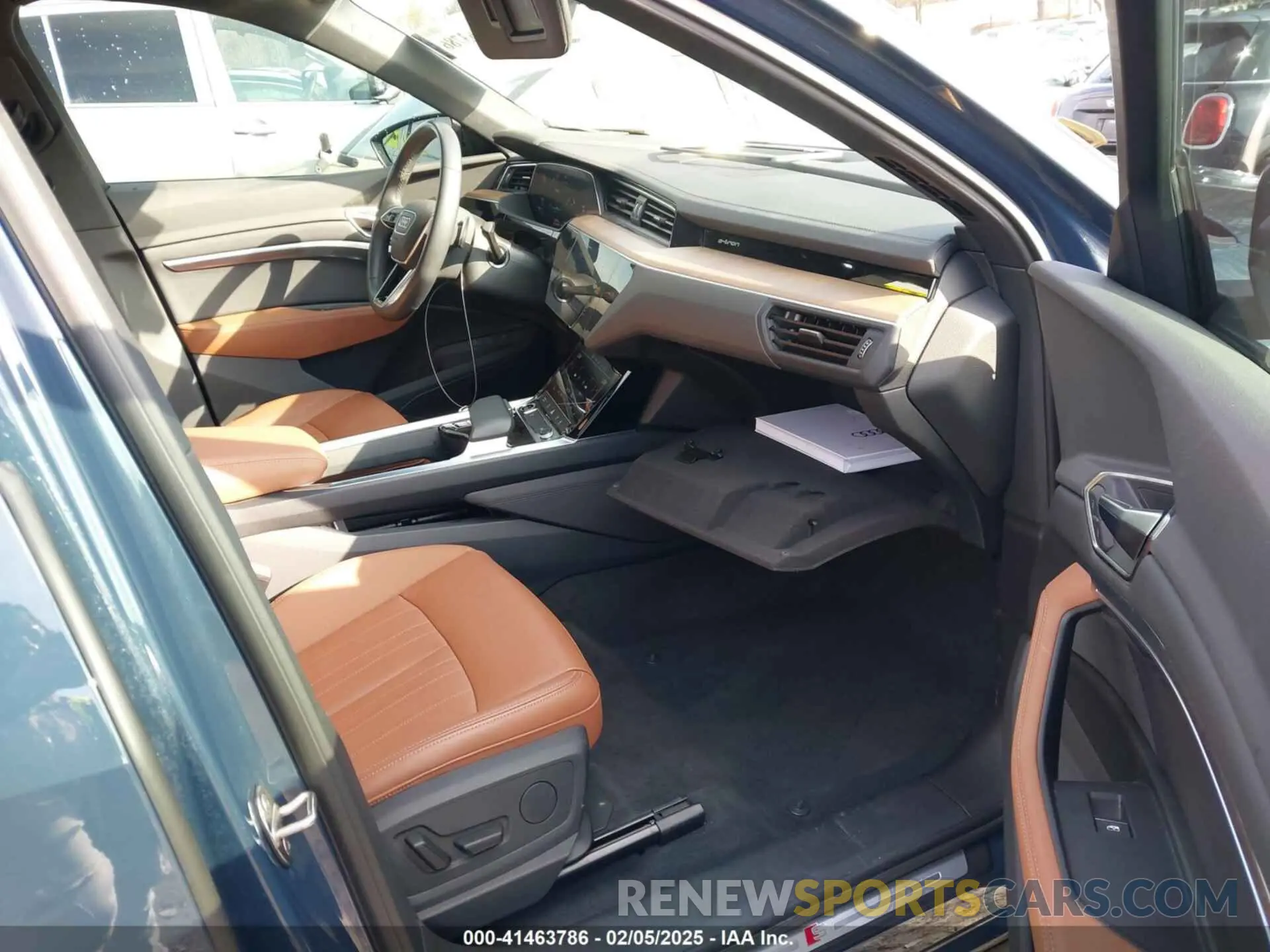 5 Фотография поврежденного автомобиля WA1BAAGE4RB036699 AUDI Q8 E-TRON 2024