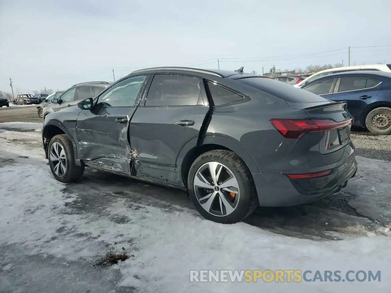 2 Фотография поврежденного автомобиля WA1BABGE2RB043043 AUDI Q8 E-TRON 2024