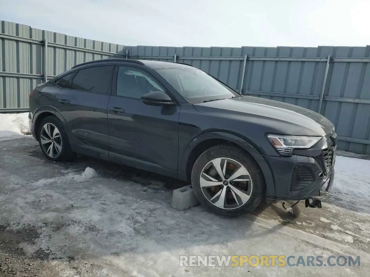 4 Фотография поврежденного автомобиля WA1BABGE2RB043043 AUDI Q8 E-TRON 2024