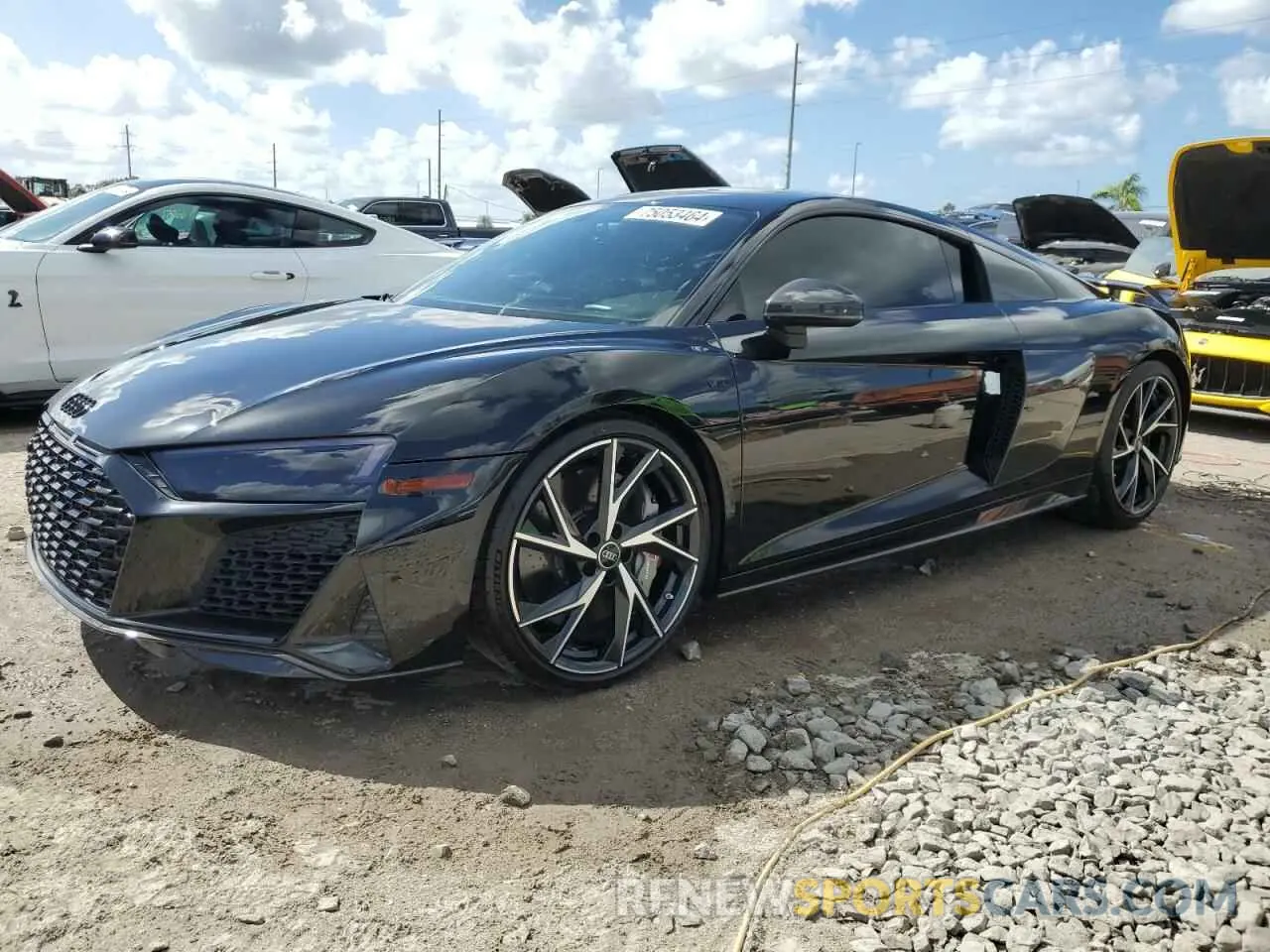 1 Фотография поврежденного автомобиля WUAKBAFX6M7901404 AUDI R8 2021