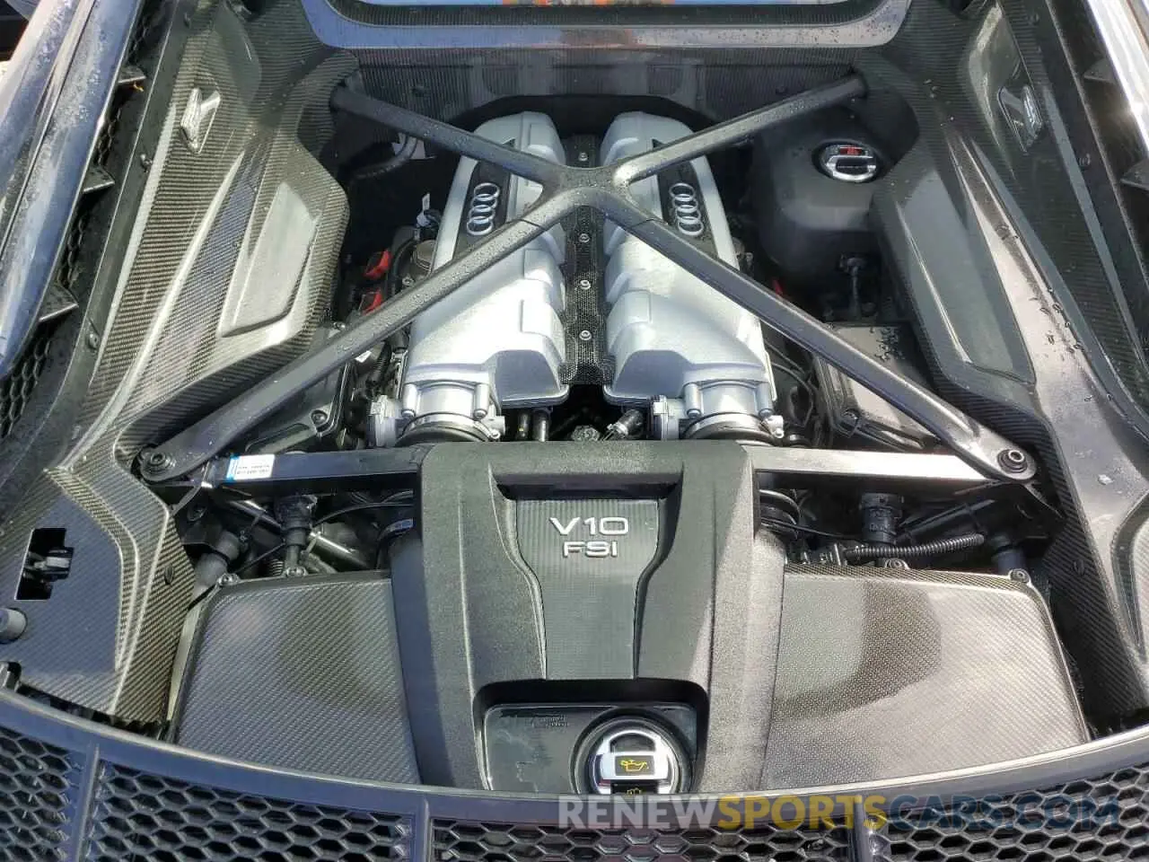 11 Фотография поврежденного автомобиля WUAKBAFX6M7901404 AUDI R8 2021