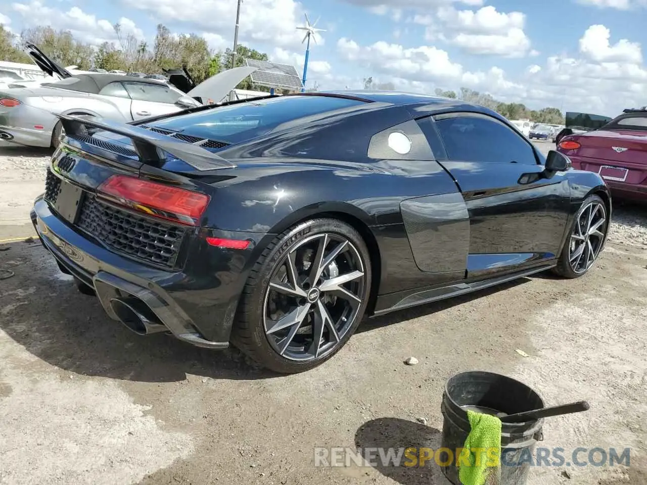 3 Фотография поврежденного автомобиля WUAKBAFX6M7901404 AUDI R8 2021