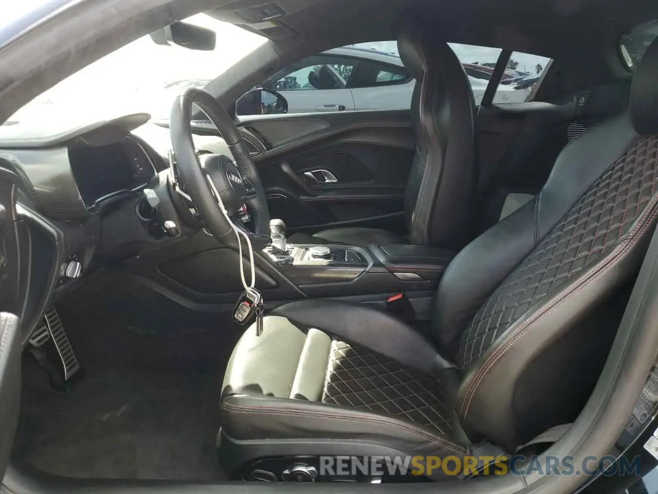 7 Фотография поврежденного автомобиля WUAKBAFX6M7901404 AUDI R8 2021