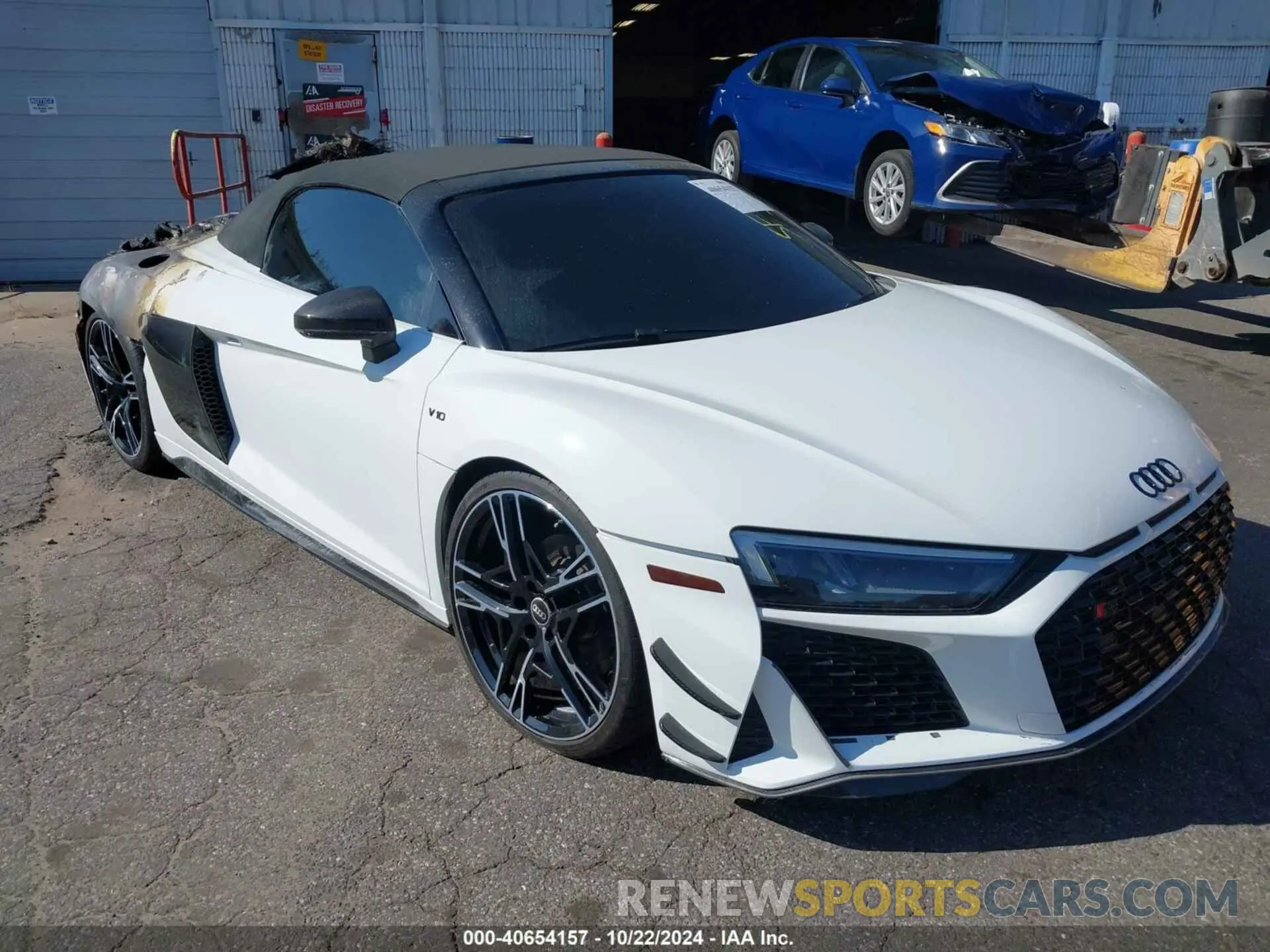 1 Photograph of a damaged car WUA4BCFX5M7901091 AUDI R8 SPYDER 2021