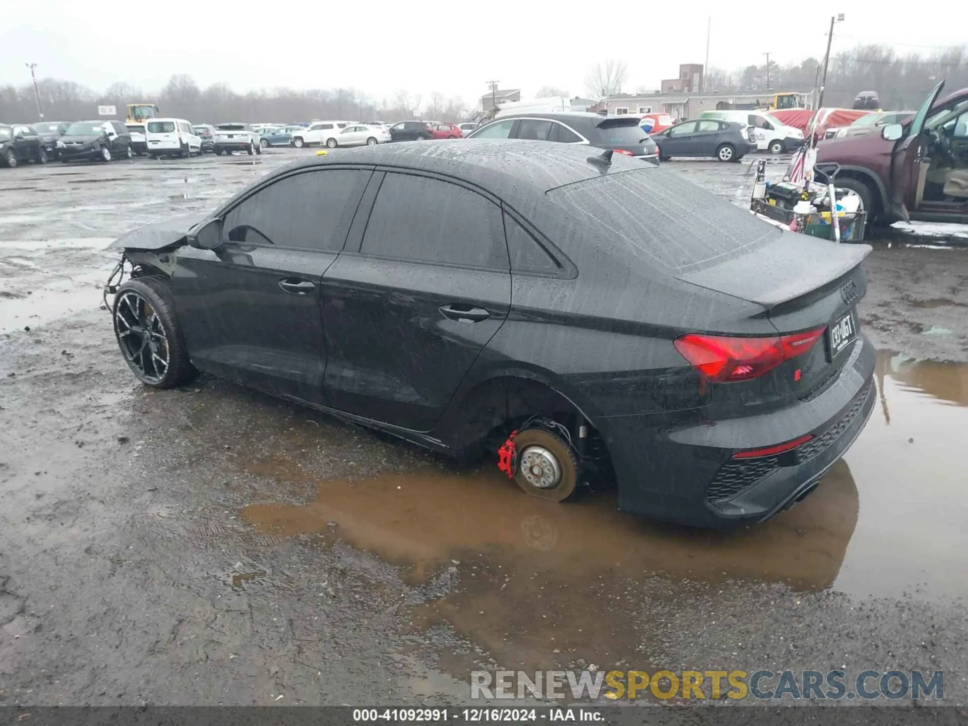 3 Фотография поврежденного автомобиля WUAG4DGYXRA906026 AUDI RS 3 SEDAN 2024