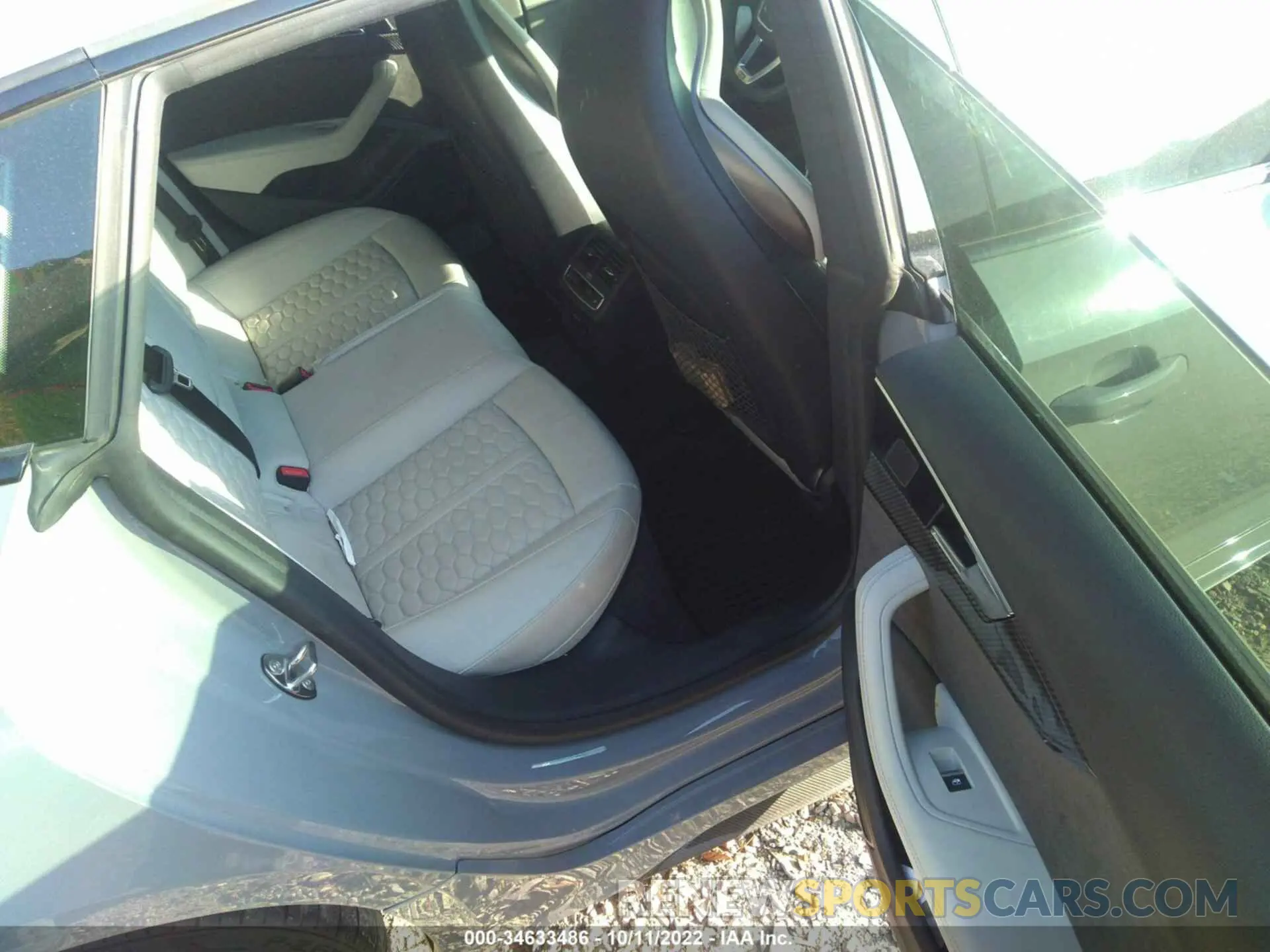 8 Photograph of a damaged car WUAAWDF53MA902884 AUDI RS 5 SPORTBACK 2021