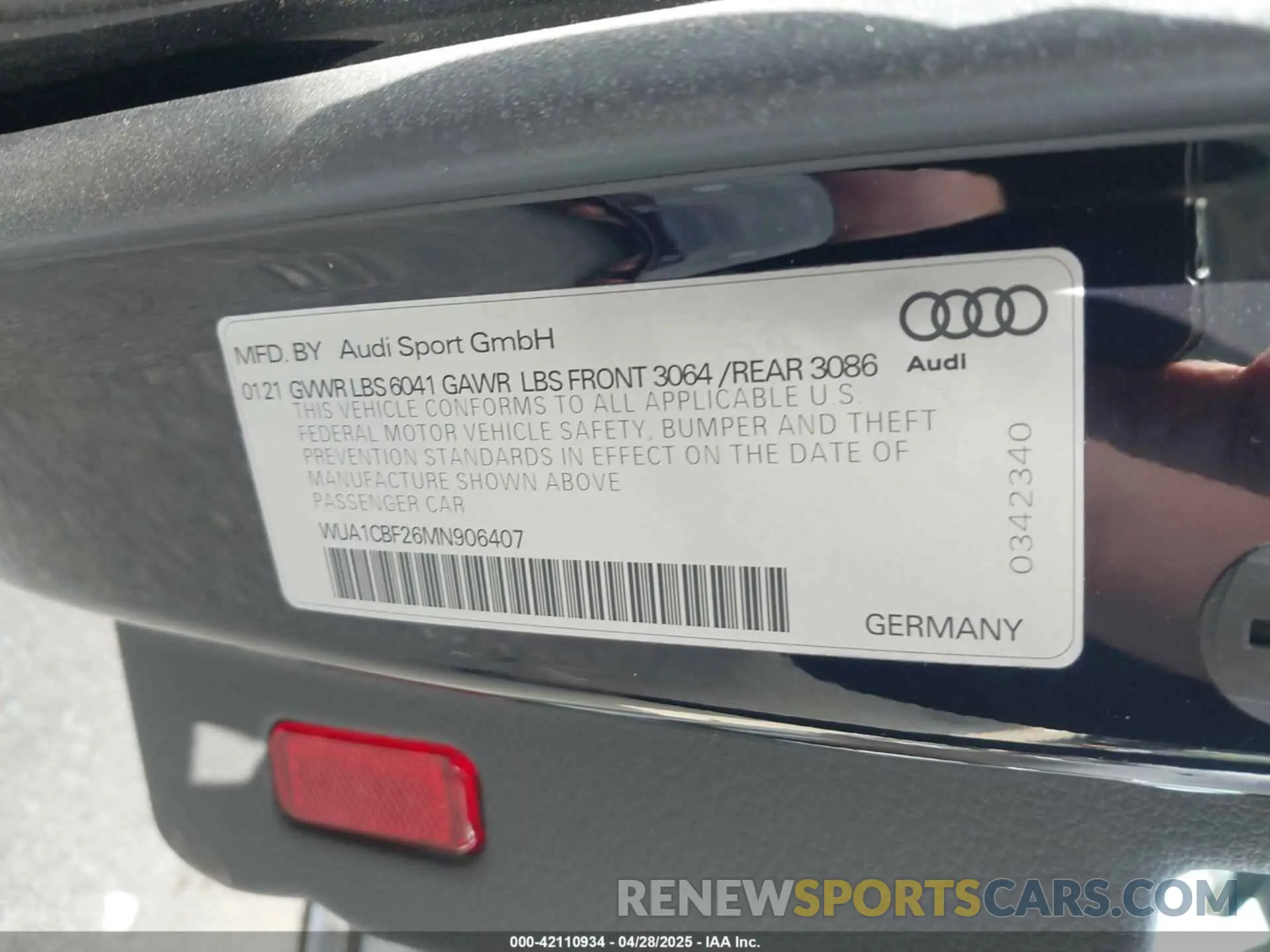9 Photograph of a damaged car WUA1CBF26MN906407 AUDI RS 6 AVANT 2021