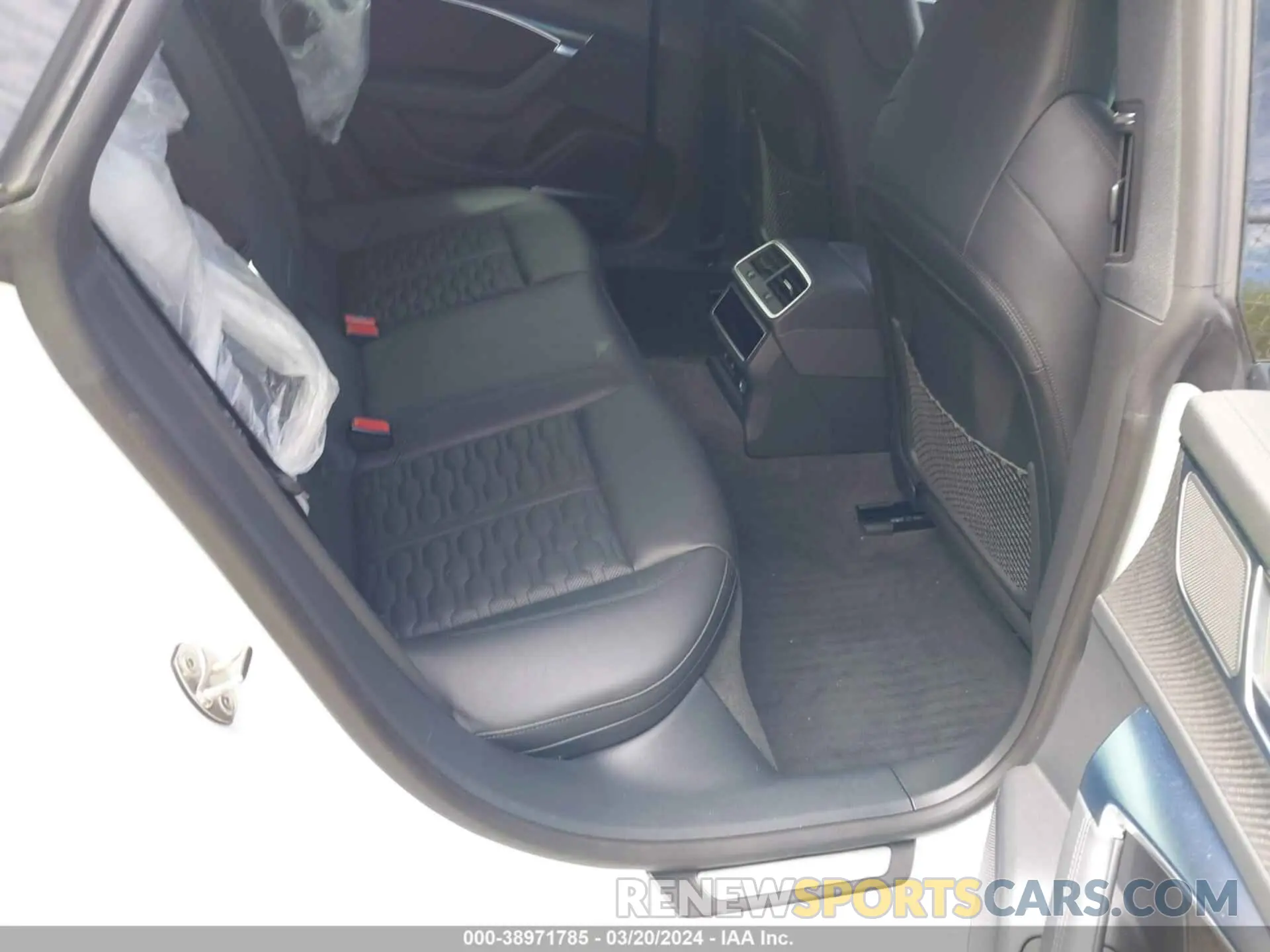 8 Фотография поврежденного автомобиля WUAPCBF27PN901215 AUDI RS 7 SPORTBACK 2023
