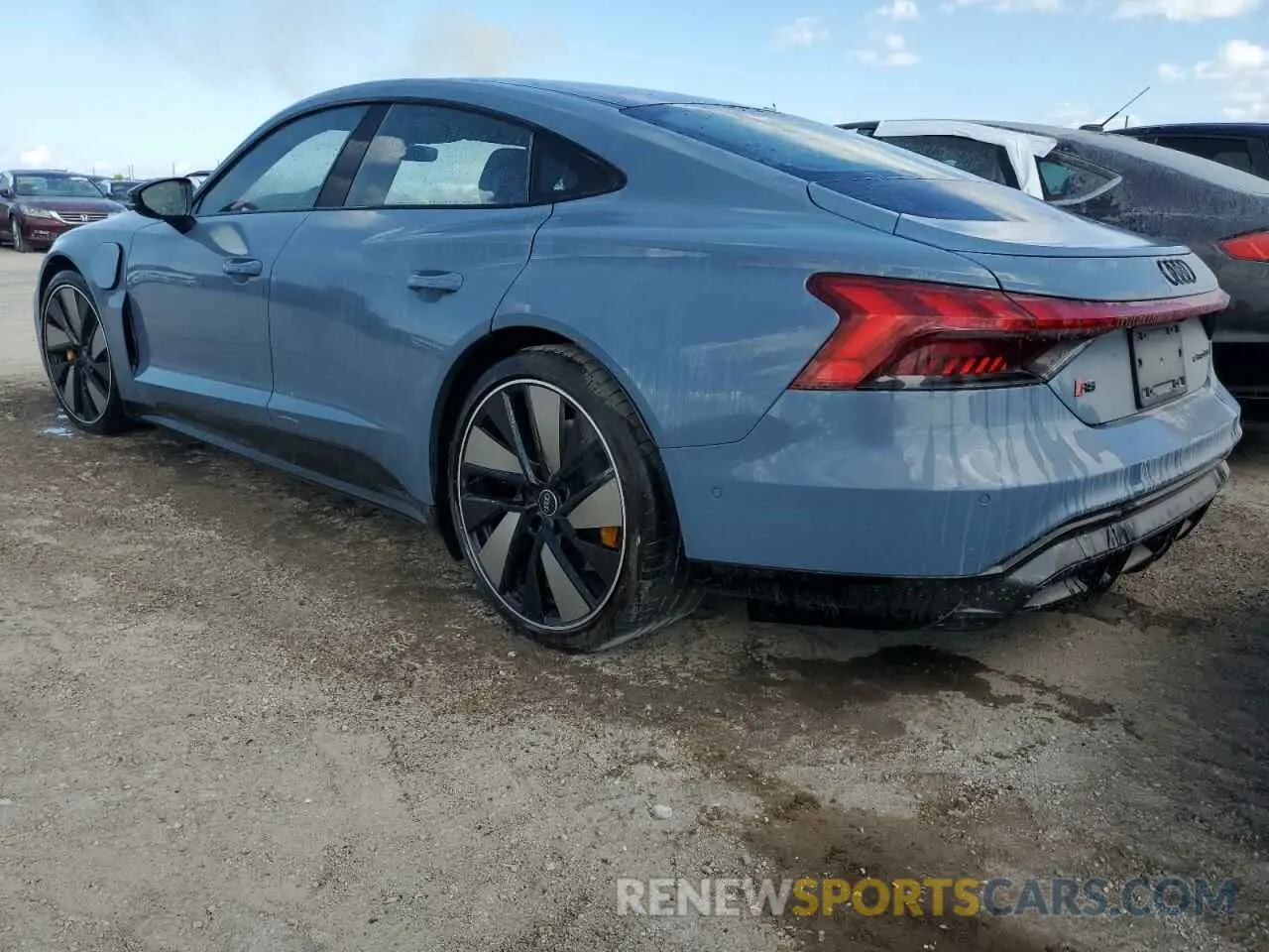 2 Photograph of a damaged car WAUBHBFW4N7901781 AUDI RS E-TRON 2022