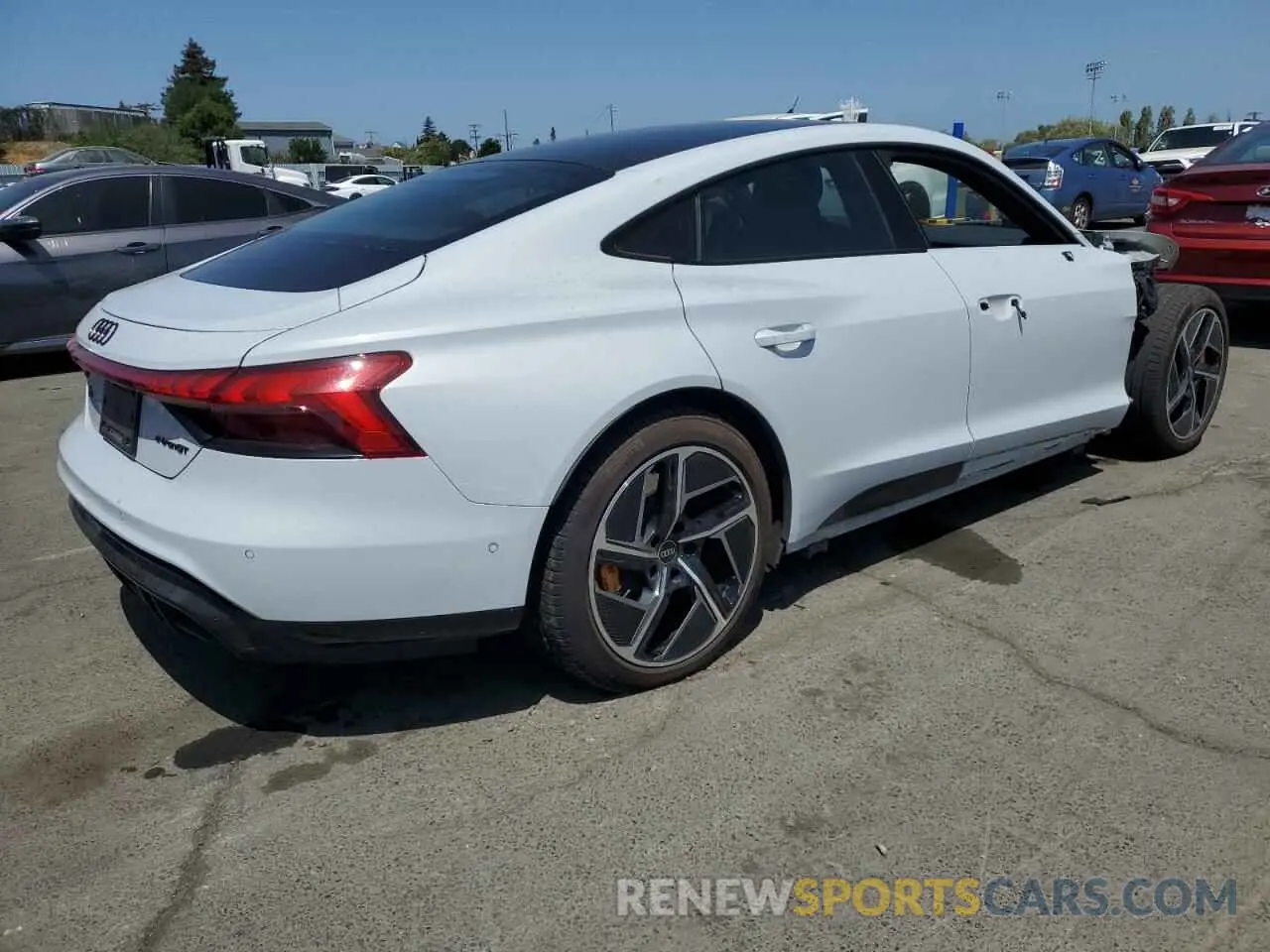 3 Фотография поврежденного автомобиля WAUBHBFW4P7902528 AUDI RS E-TRON 2023