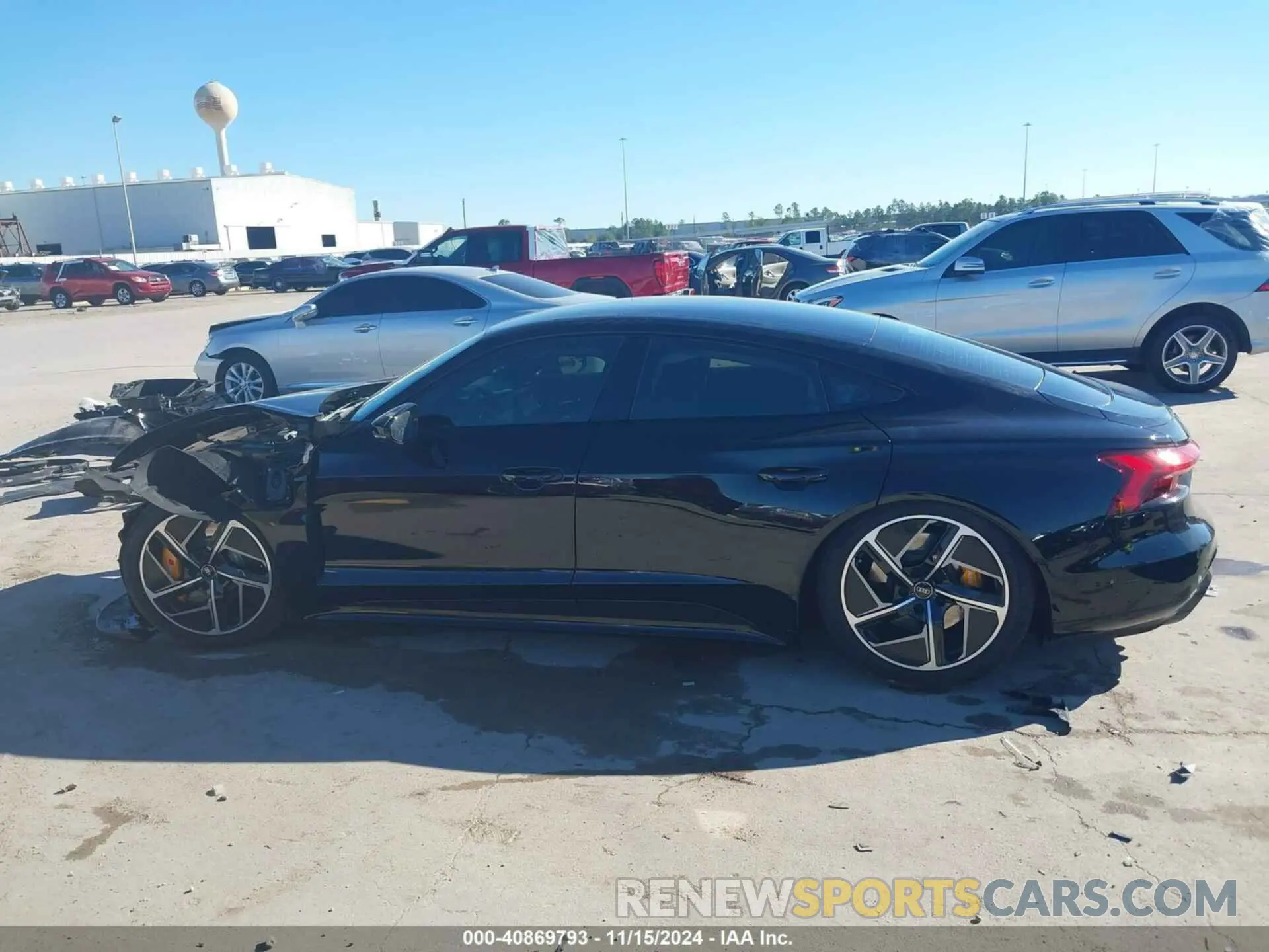 15 Photograph of a damaged car WAUBHBFWXR7900267 AUDI RS E-TRON GT 2024