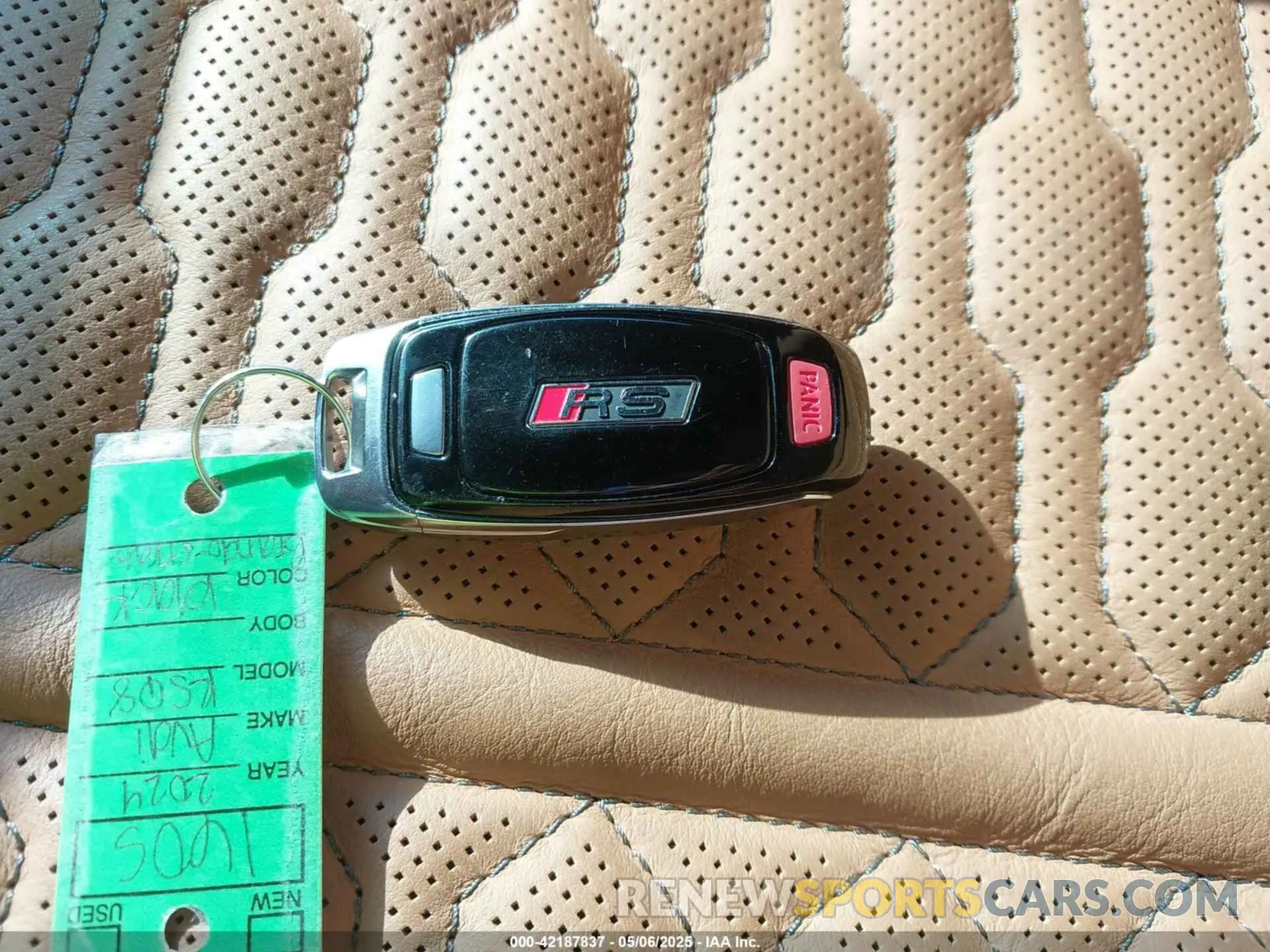 11 Photograph of a damaged car WU1ARBF15RD005841 AUDI RS Q8 2024