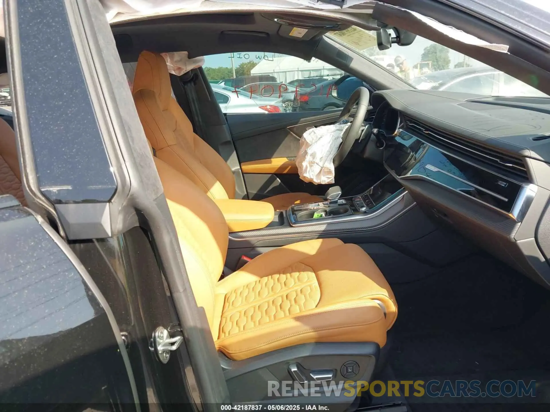 5 Photograph of a damaged car WU1ARBF15RD005841 AUDI RS Q8 2024