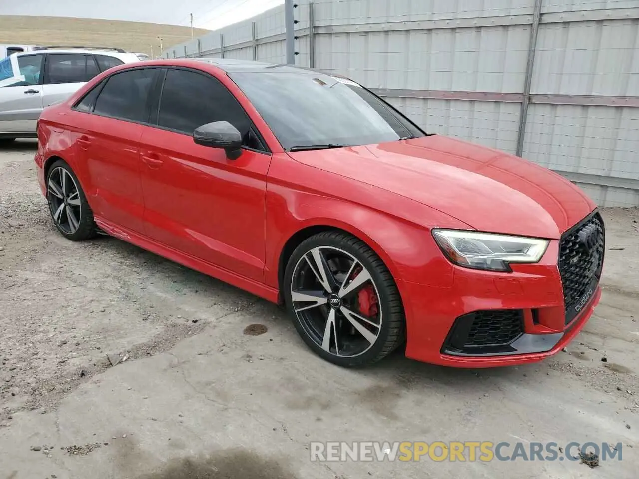 4 Фотография поврежденного автомобиля WUABWGFF2KA906727 AUDI RS3 2019