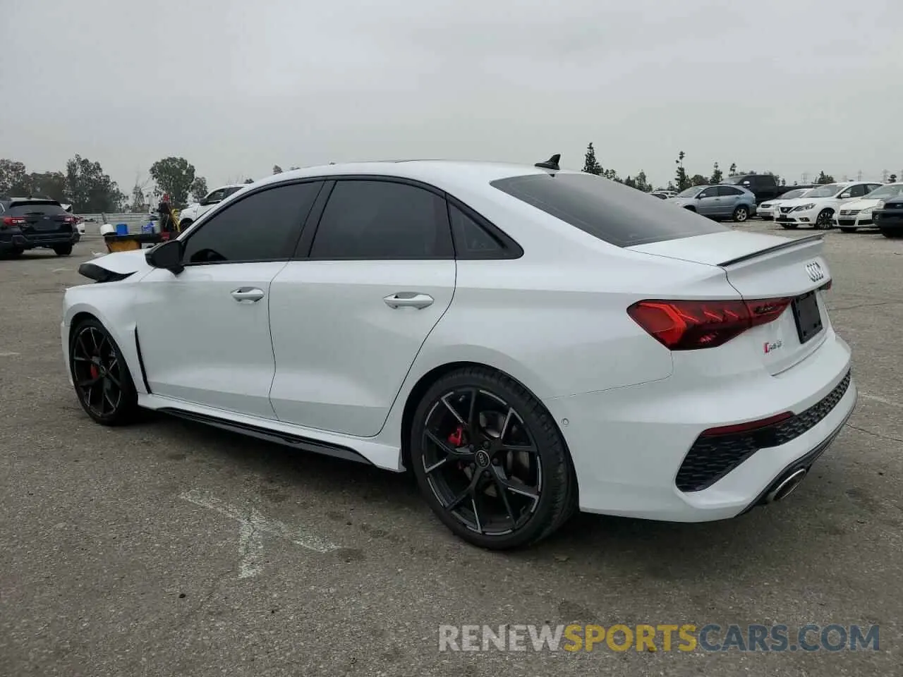 2 Фотография поврежденного автомобиля WUAG4DGY2PA910584 AUDI RS3 2023