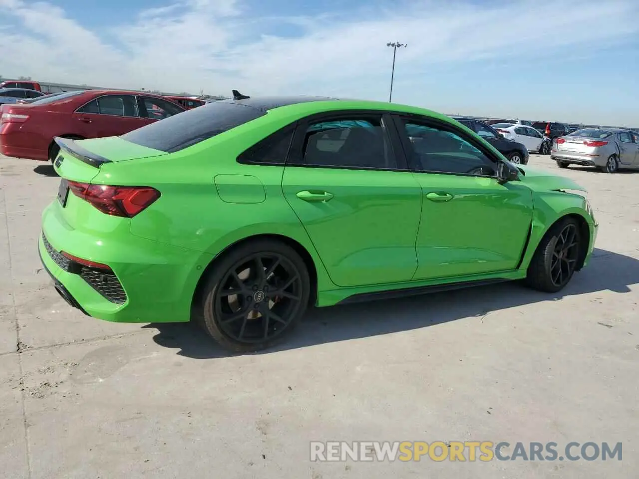 3 Фотография поврежденного автомобиля WUAG4DGYXRA910674 AUDI RS3 2024