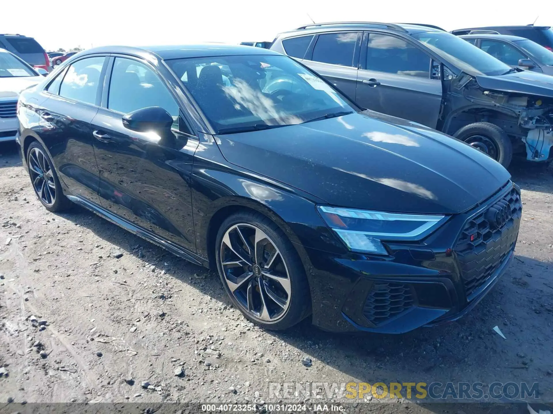 1 Фотография поврежденного автомобиля WAUJ3DGY2RA079934 AUDI S3 2024