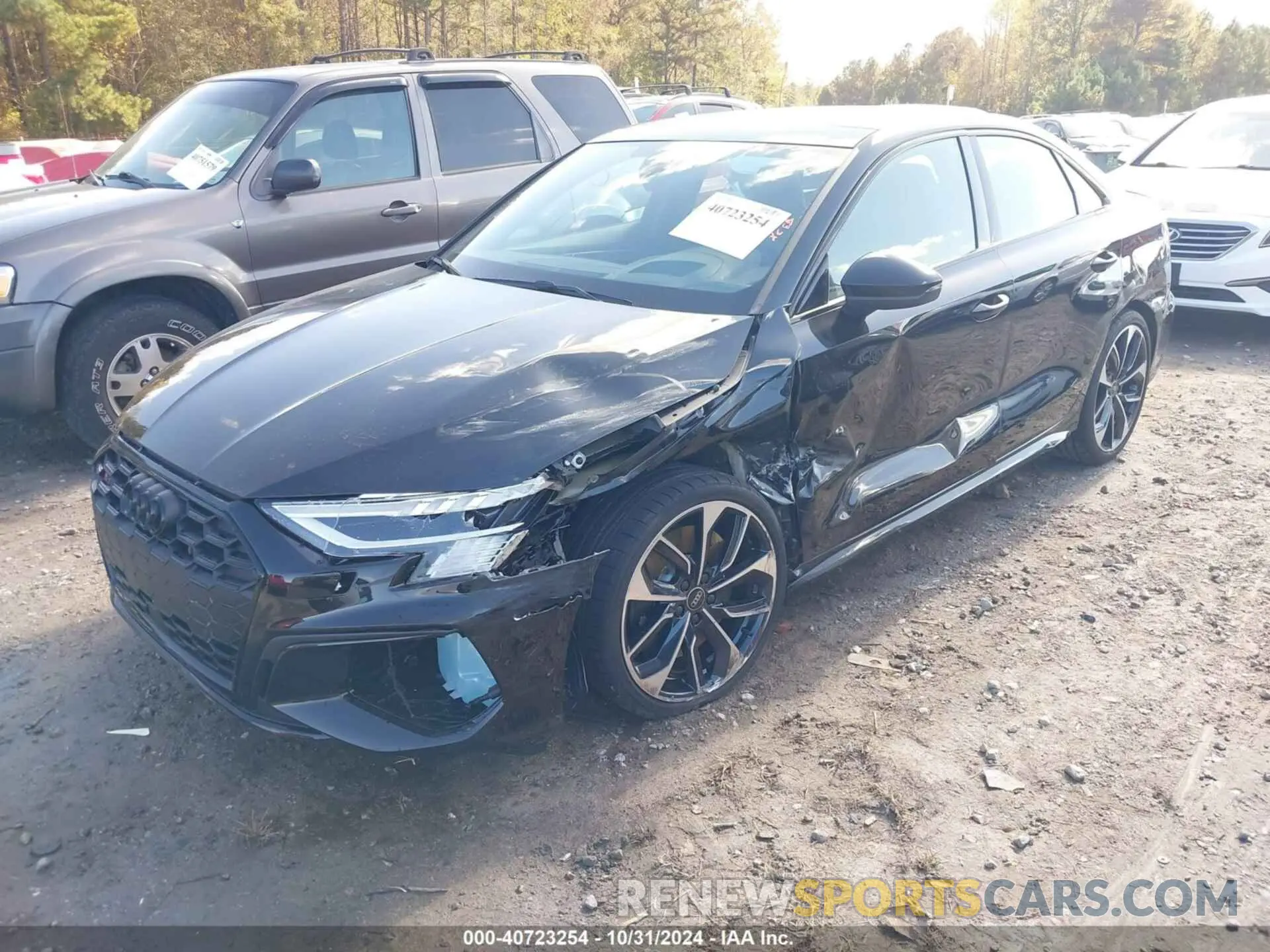 2 Фотография поврежденного автомобиля WAUJ3DGY2RA079934 AUDI S3 2024