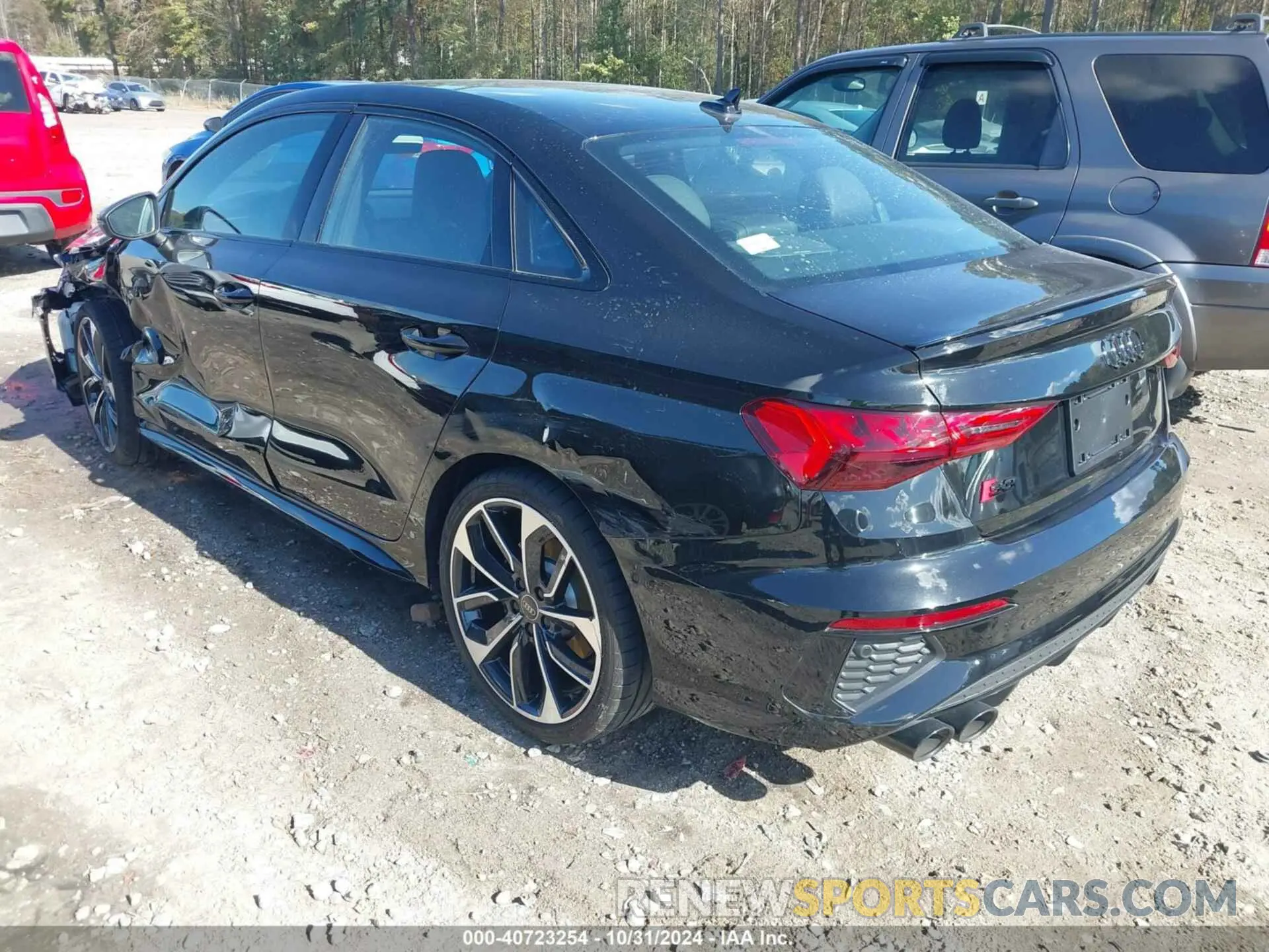 3 Фотография поврежденного автомобиля WAUJ3DGY2RA079934 AUDI S3 2024