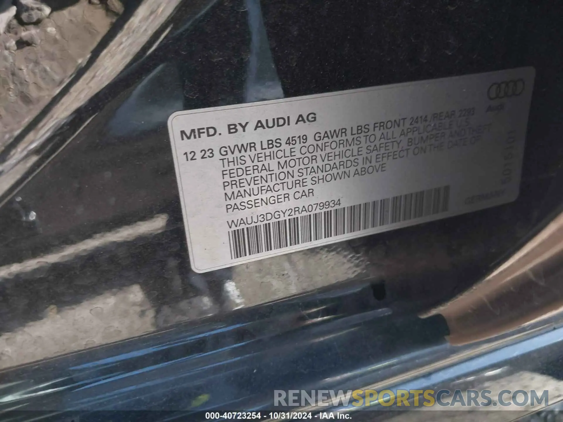 9 Фотография поврежденного автомобиля WAUJ3DGY2RA079934 AUDI S3 2024