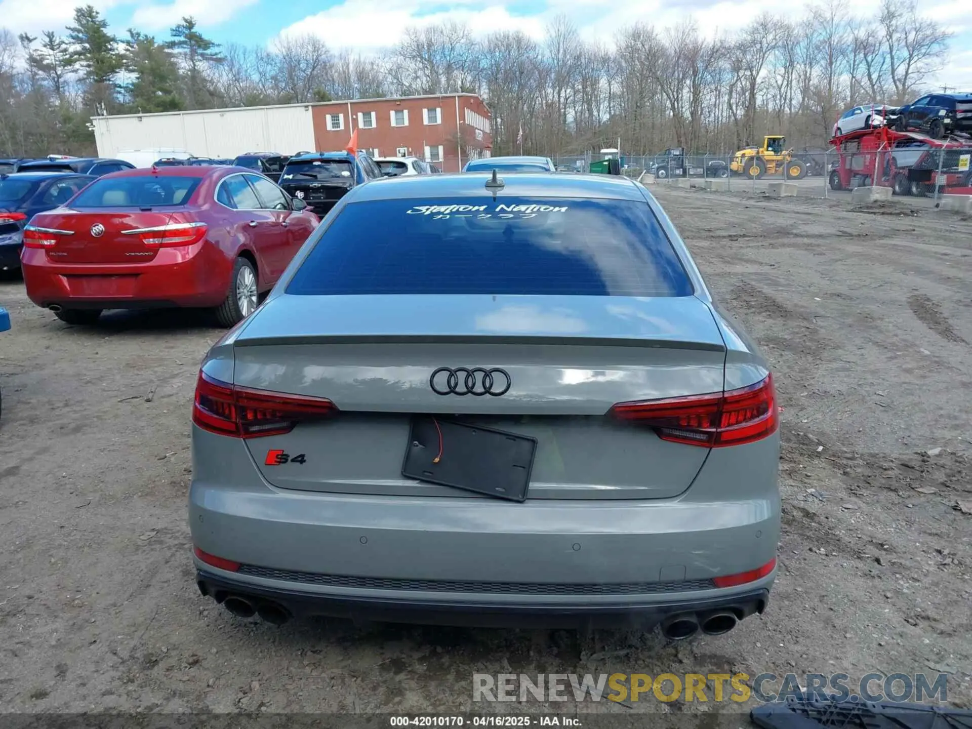 16 Фотография поврежденного автомобиля WAUB4AF49KA003745 AUDI S4 2019