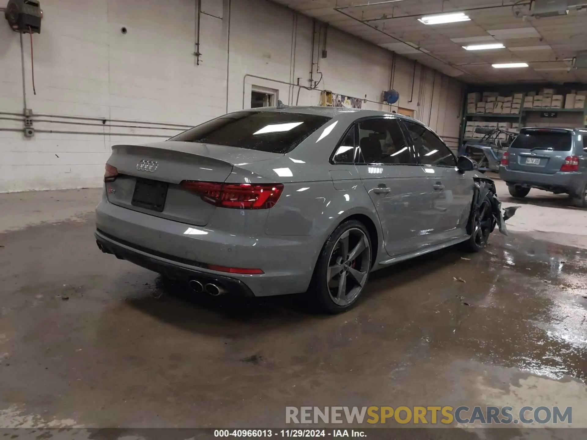 4 Фотография поврежденного автомобиля WAUB4AF4XKA069169 AUDI S4 2019